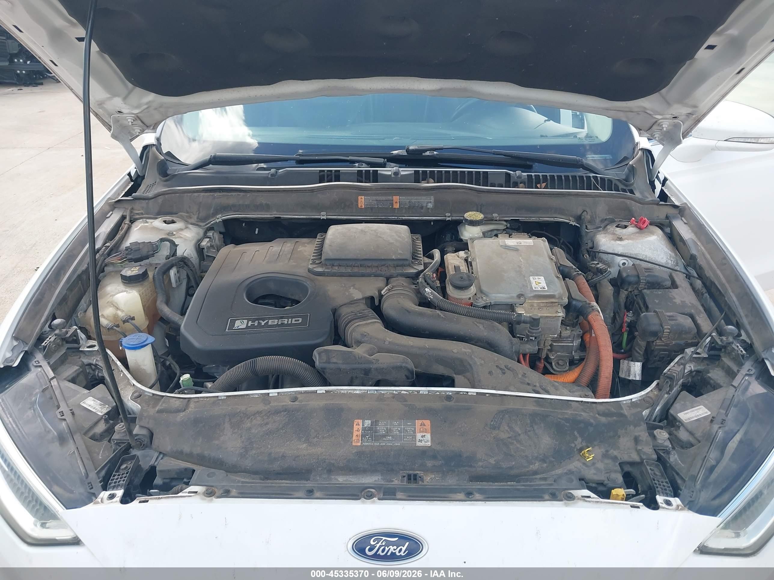 2018 Ford Fusion Hybrid Titanium White vin: 3FA6P0RUXJR103011