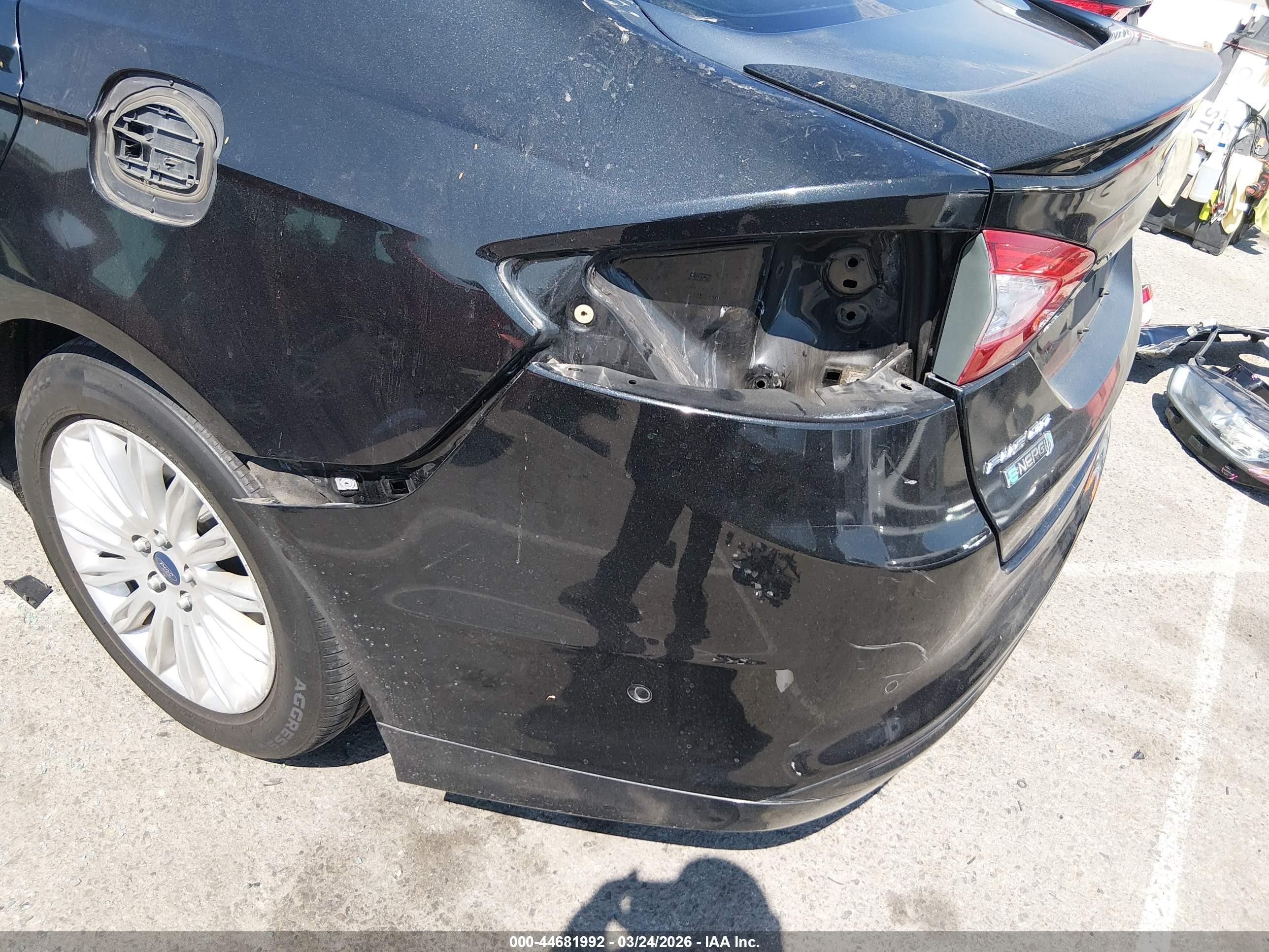 2013 Ford Fusion Energi Titanium Black vin: 3FA6P0SU0DR303703