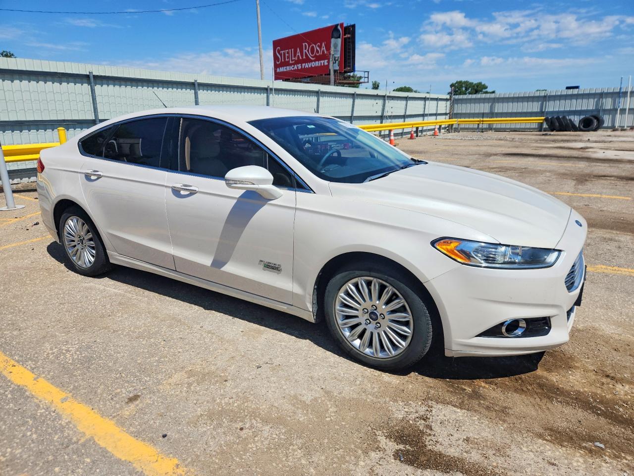 2014 Ford Fusion Titanium Phev White vin: 3FA6P0SU0ER355477