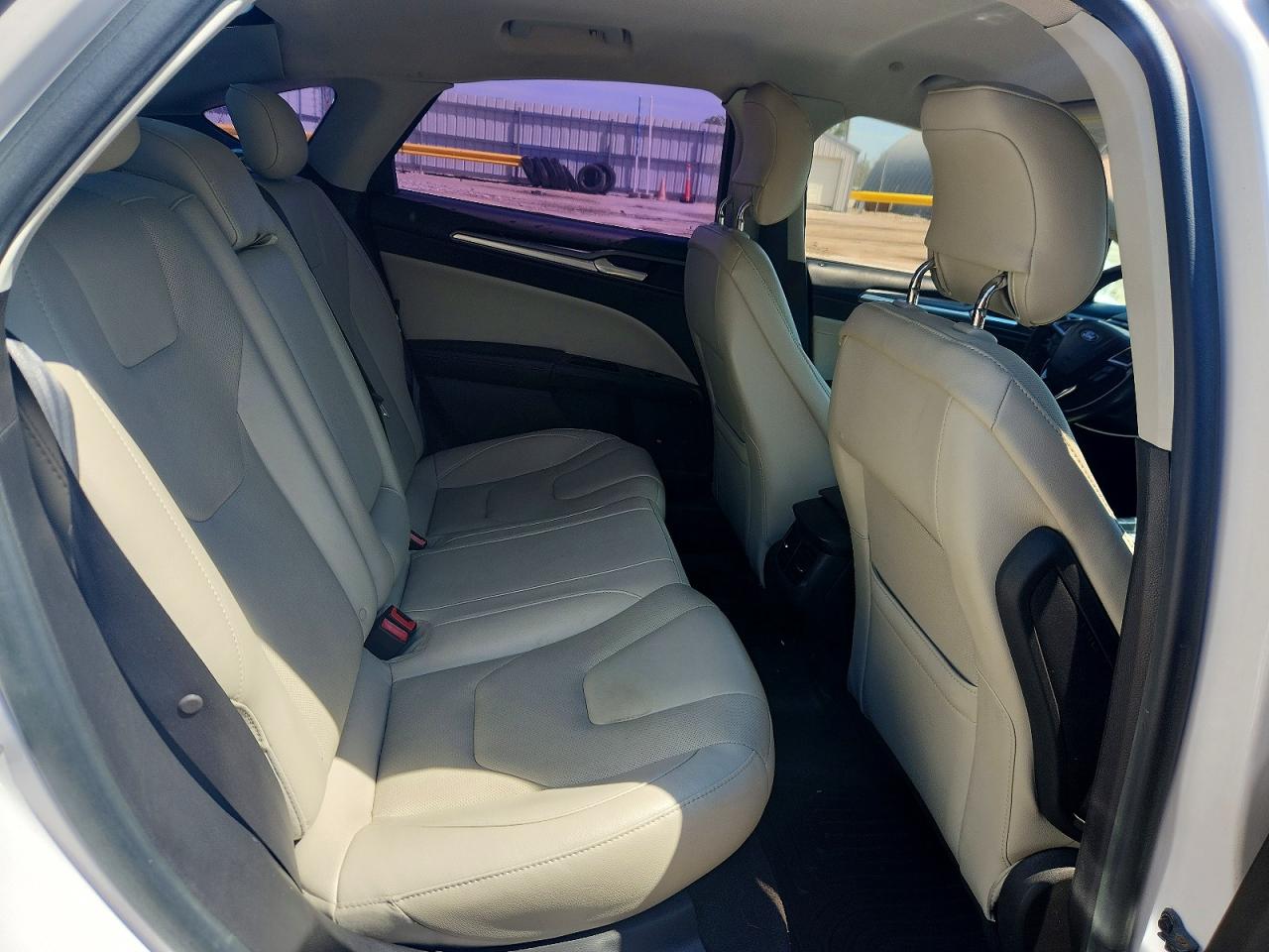 2014 Ford Fusion Titanium Phev White vin: 3FA6P0SU0ER355477