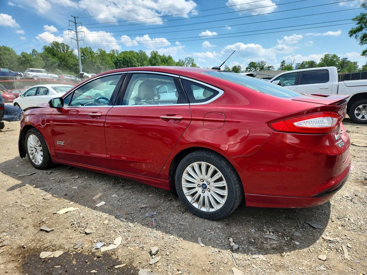 2014 Ford Fusion Titanium Phev Red vin: 3FA6P0SU0ER397762