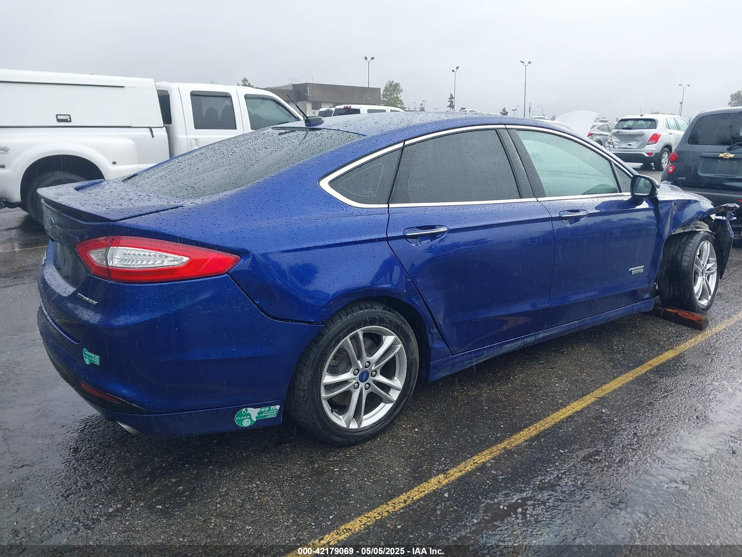2015 Ford Fusion Energi Titanium Blue vin: 3FA6P0SU0FR128162