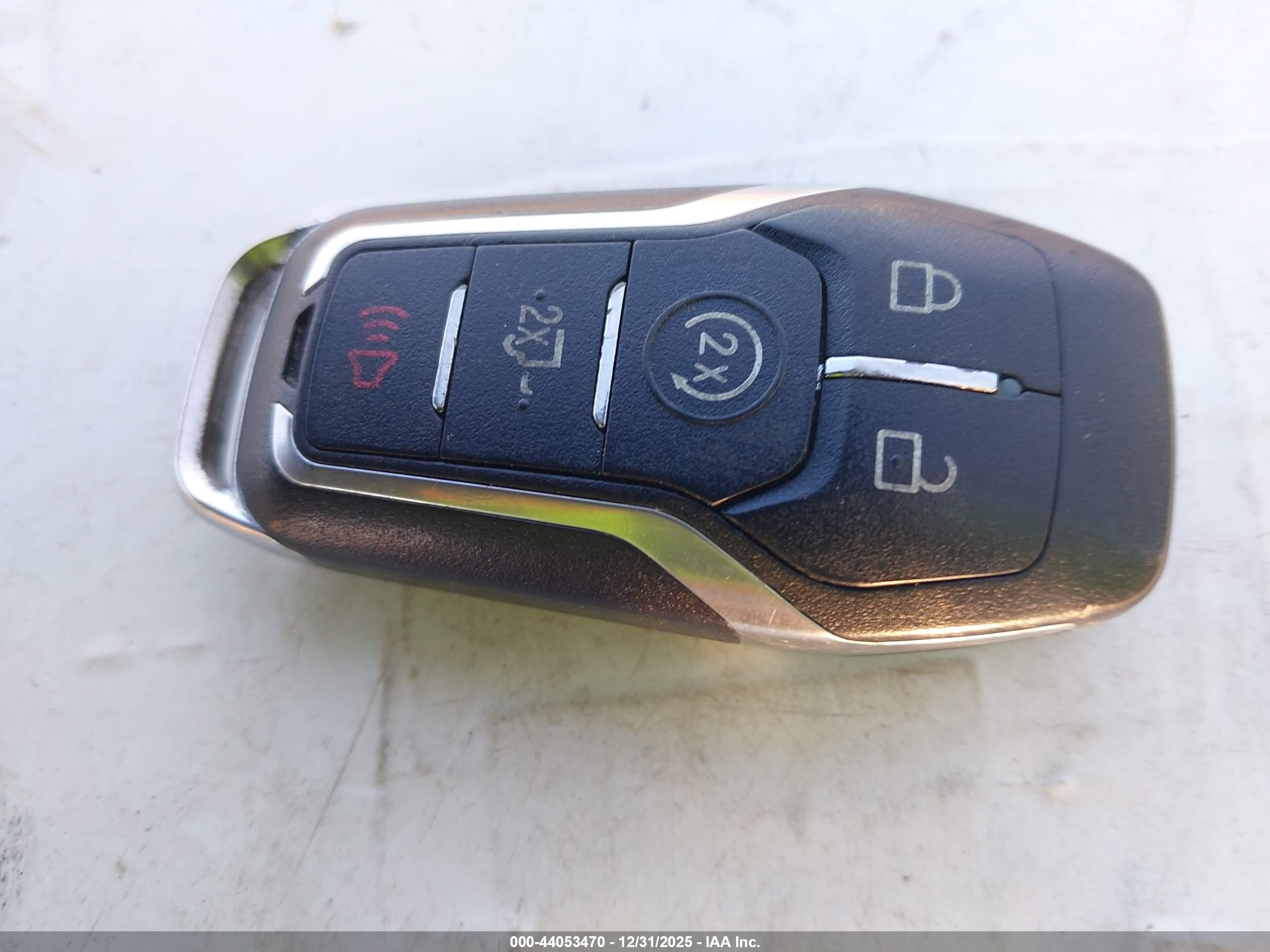 2013 Ford Fusion Energi Titanium Черный vin: 3FA6P0SU1DR246153