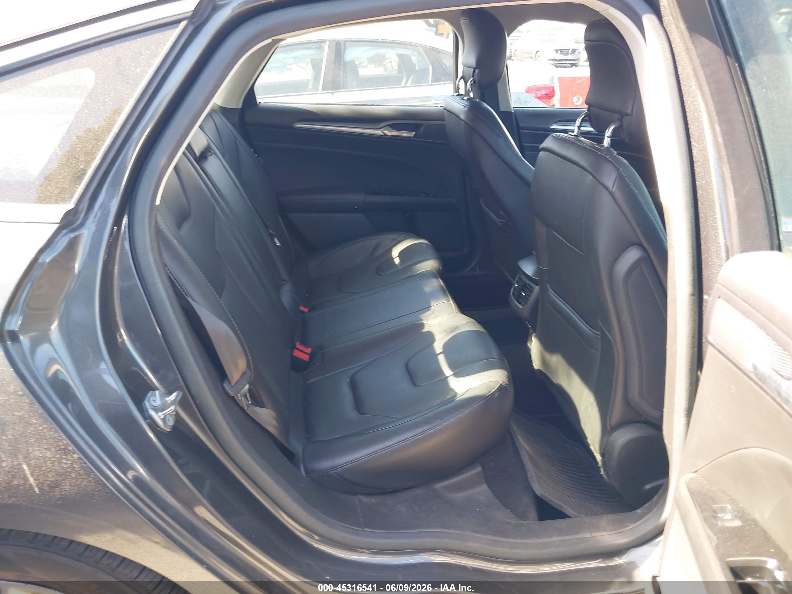 2015 Ford Fusion Energi Titanium Gray vin: 3FA6P0SU1FR105313