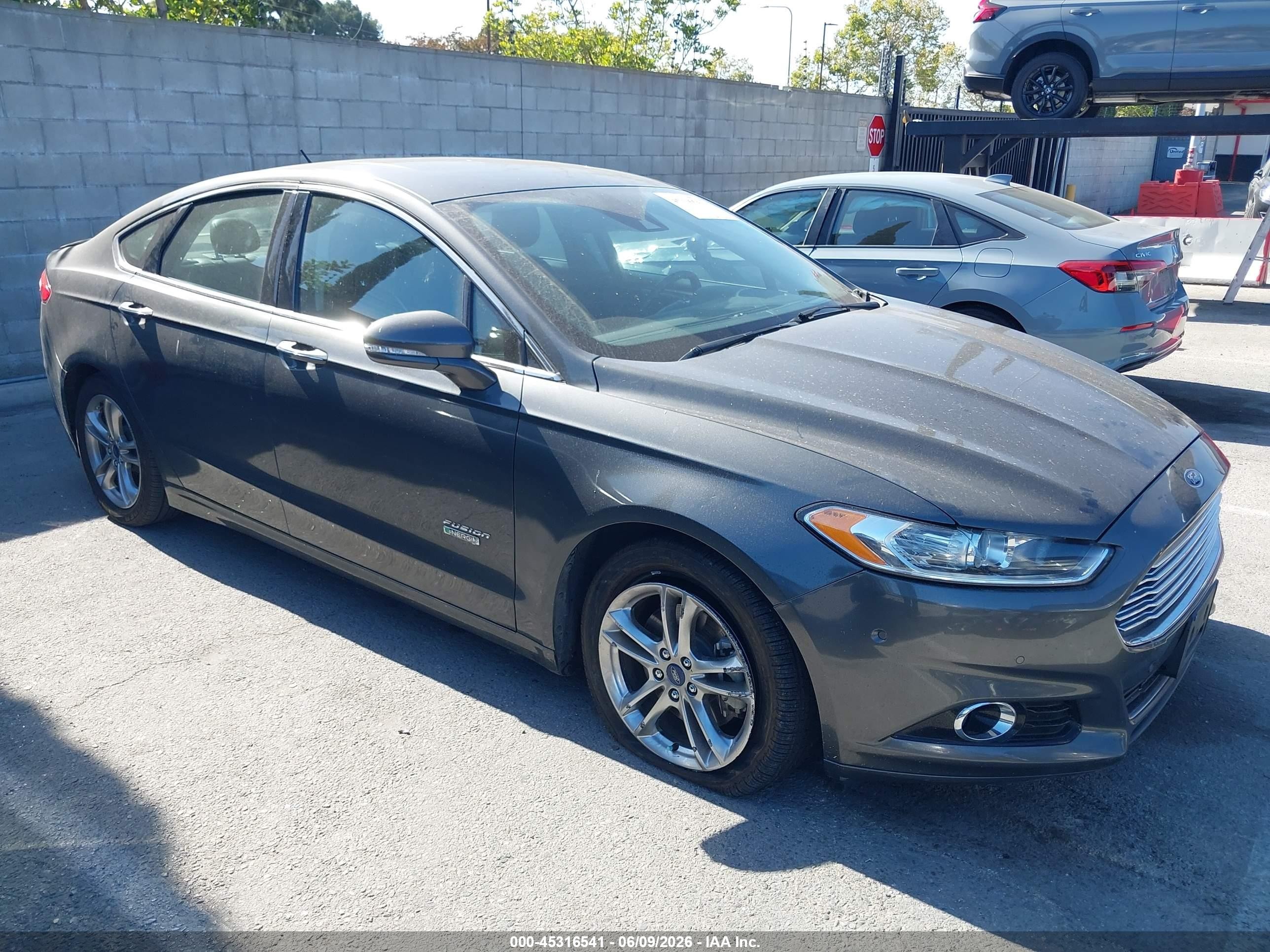 2015 Ford Fusion Energi Titanium Gray vin: 3FA6P0SU1FR105313