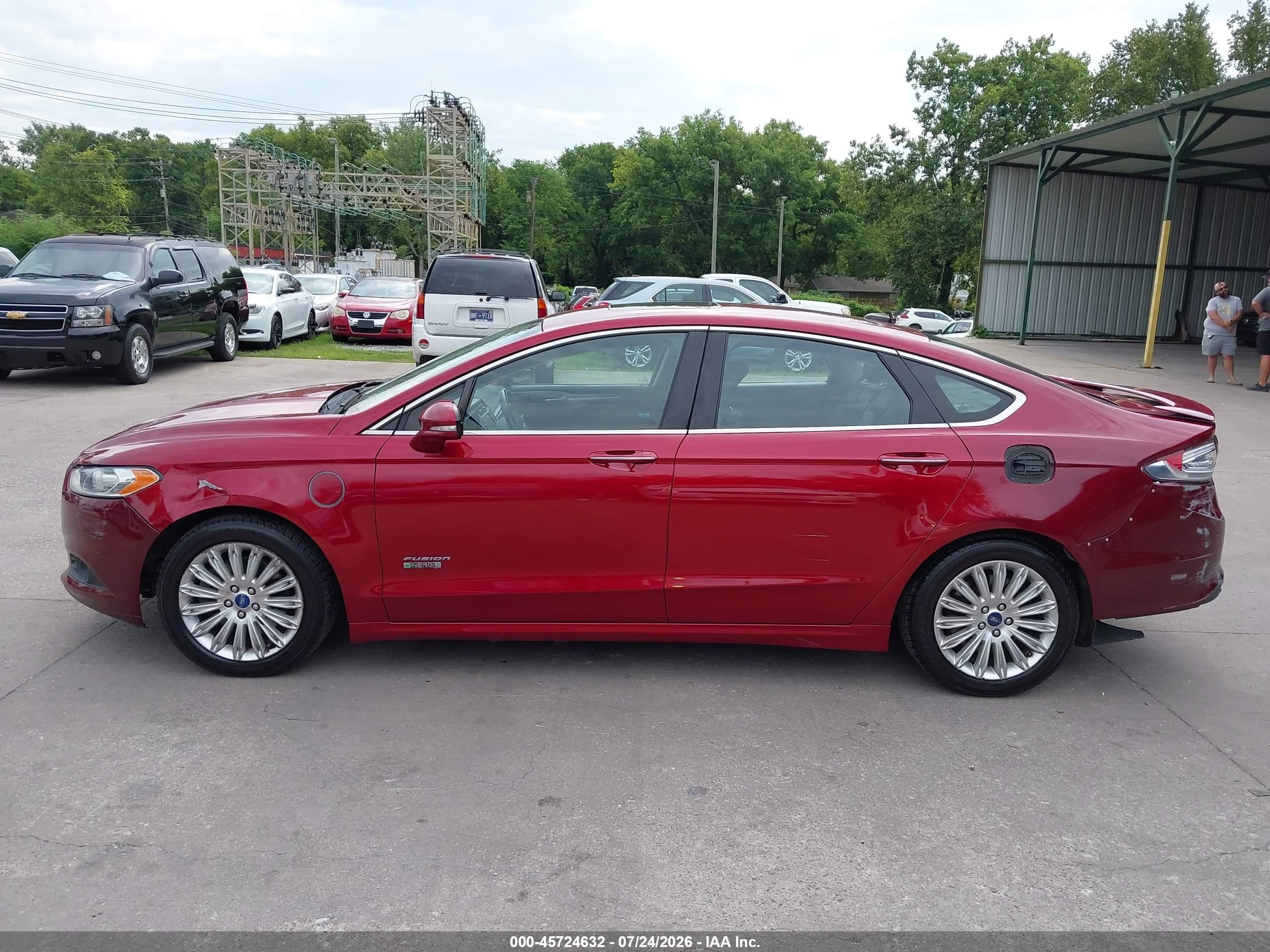 2013 Ford Fusion Energi Titanium Burgundy vin: 3FA6P0SU2DR246775