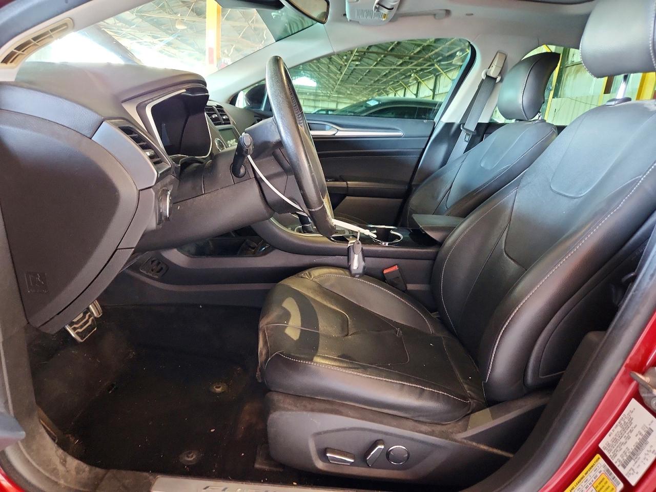 2014 Ford Fusion Titanium Phev Burgundy vin: 3FA6P0SU2ER355903