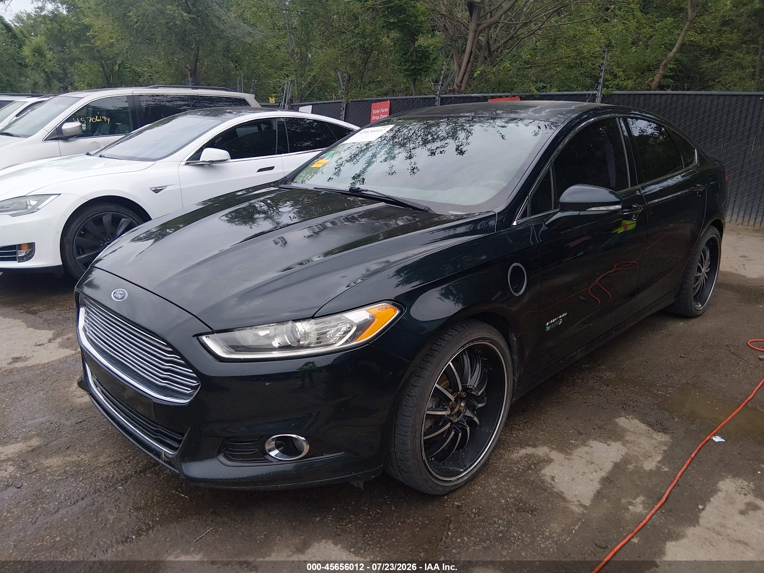2014 Ford Fusion Energi Titanium Dark Blue vin: 3FA6P0SU3ER162871