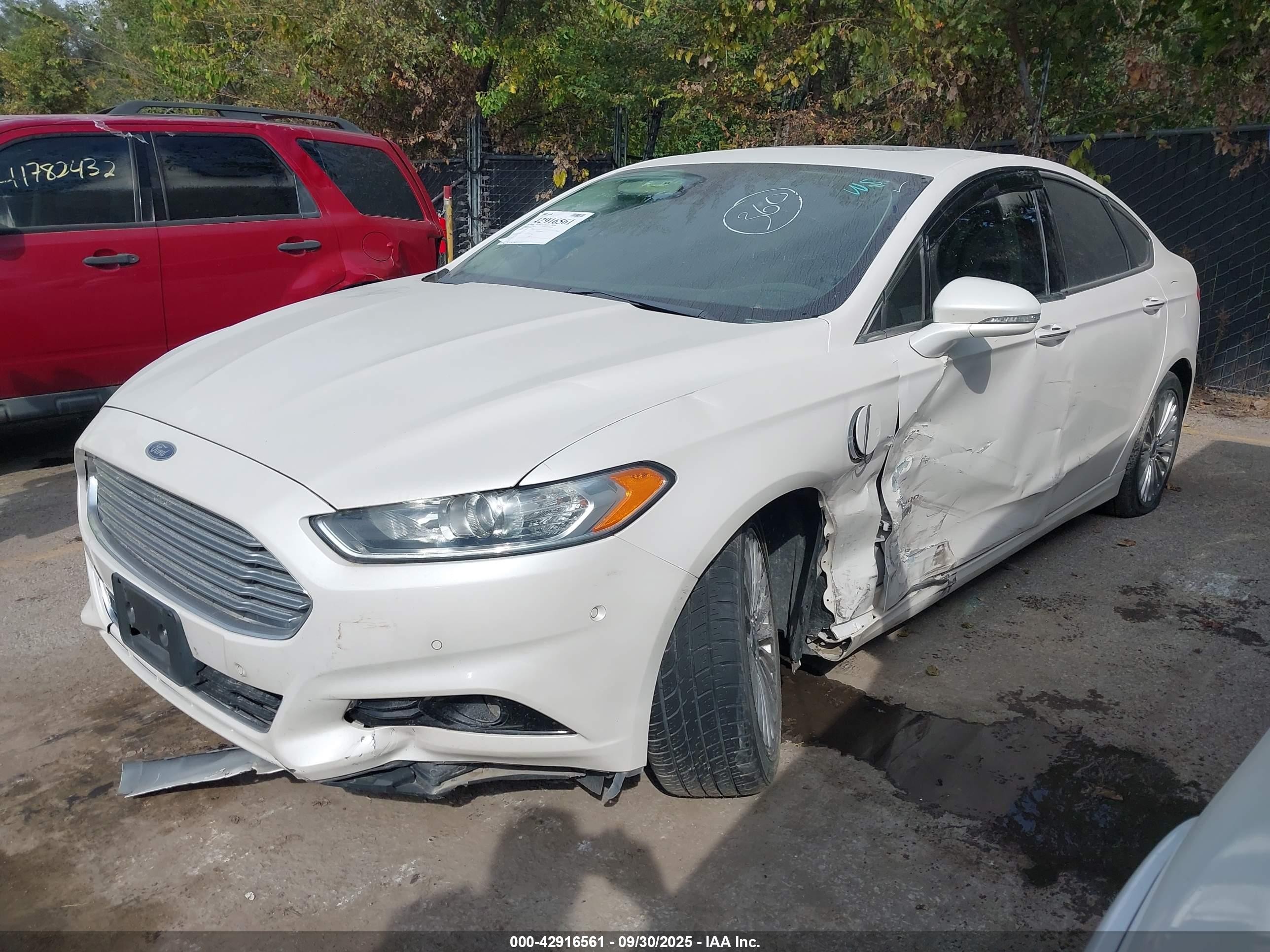 2015 Ford Fusion Energi Titanium White vin: 3FA6P0SU3FR263944