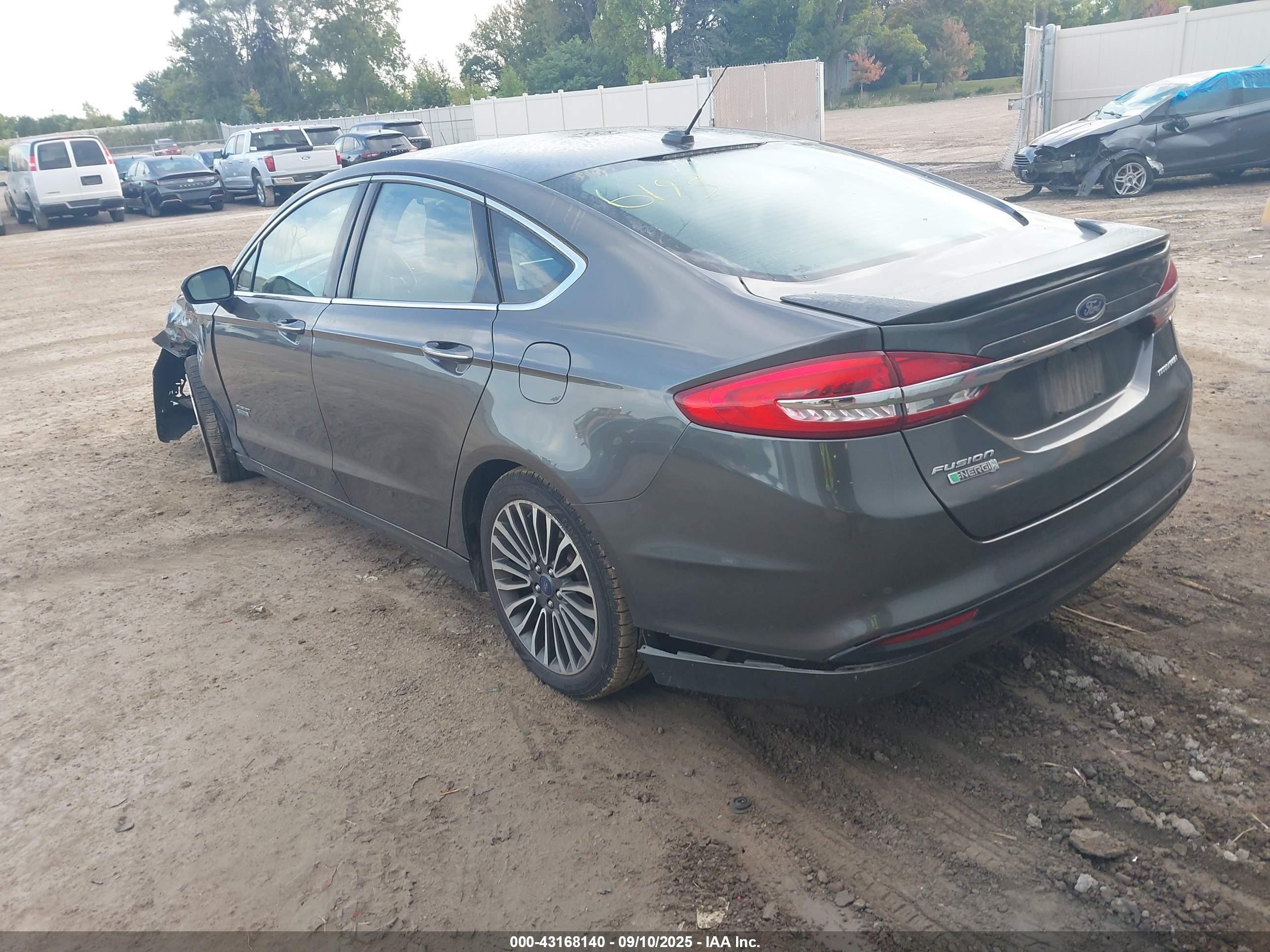 2017 Ford Fusion Energi Titanium Gray vin: 3FA6P0SU3HR198922