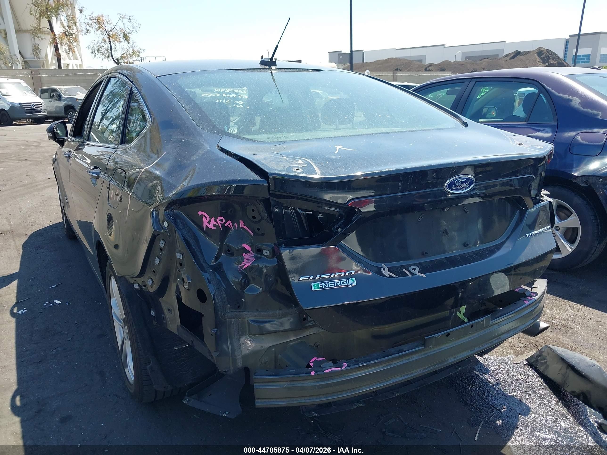 2015 Ford Fusion Energi Titanium Black vin: 3FA6P0SU4FR147474