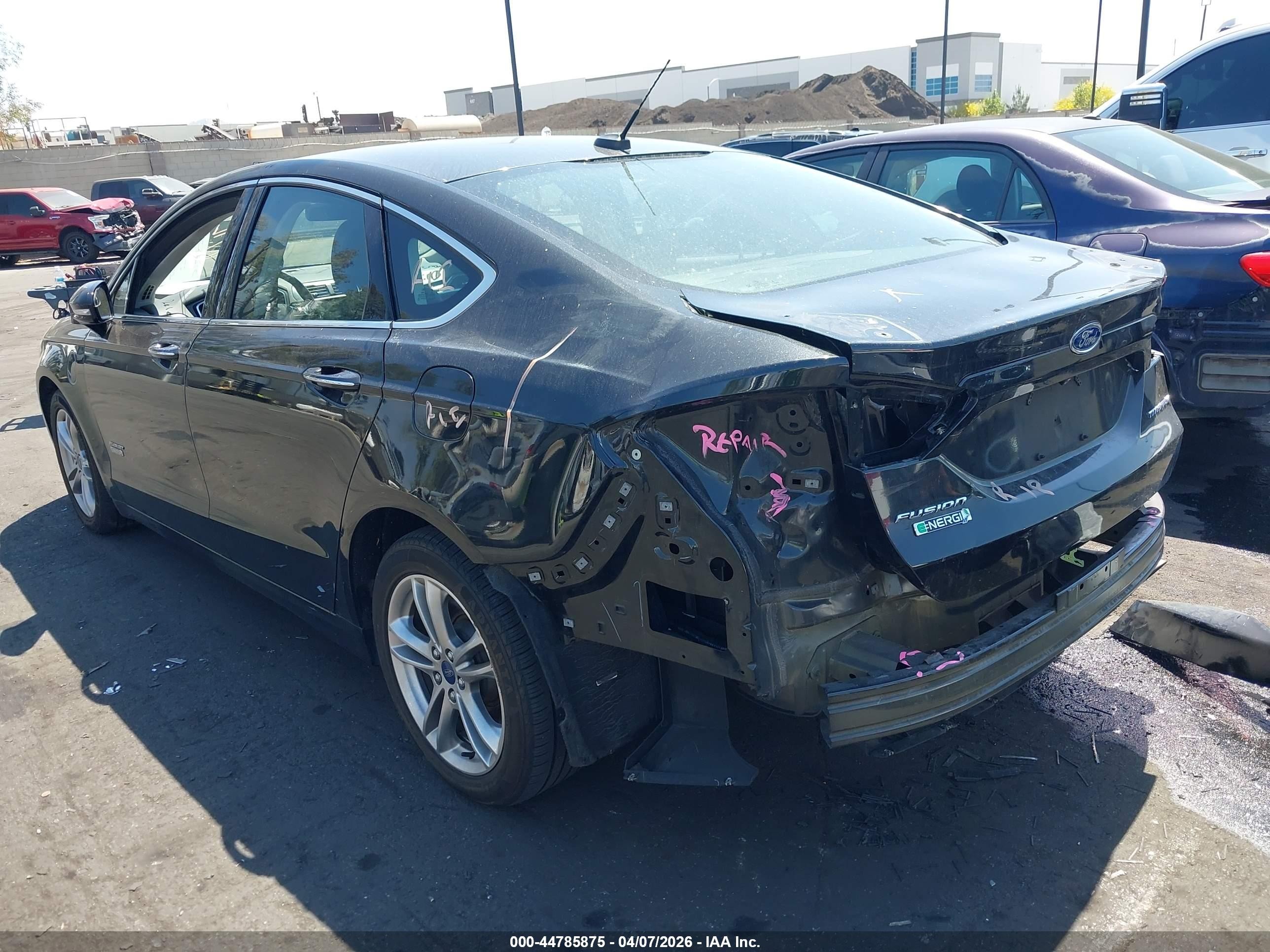 2015 Ford Fusion Energi Titanium Black vin: 3FA6P0SU4FR147474