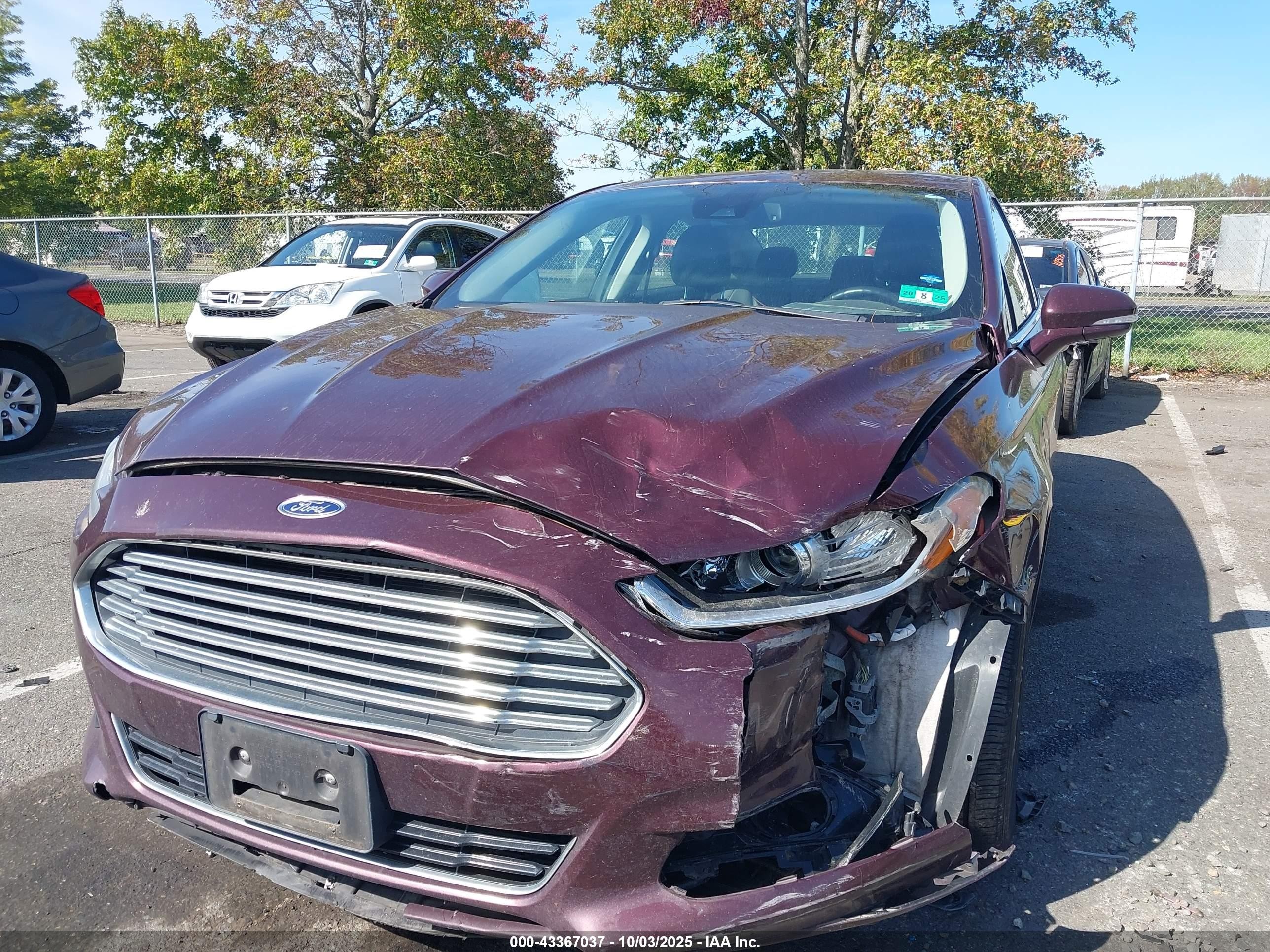 2013 Ford Fusion Energi Titanium Burgundy vin: 3FA6P0SU5DR373584