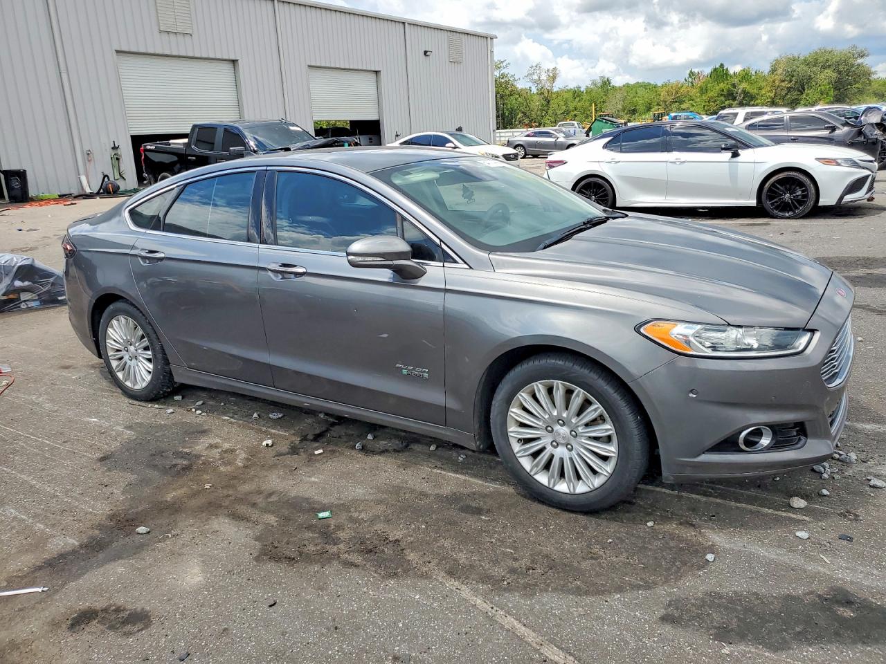 2014 Ford Fusion Titanium Phev Серый vin: 3FA6P0SU5ER288830