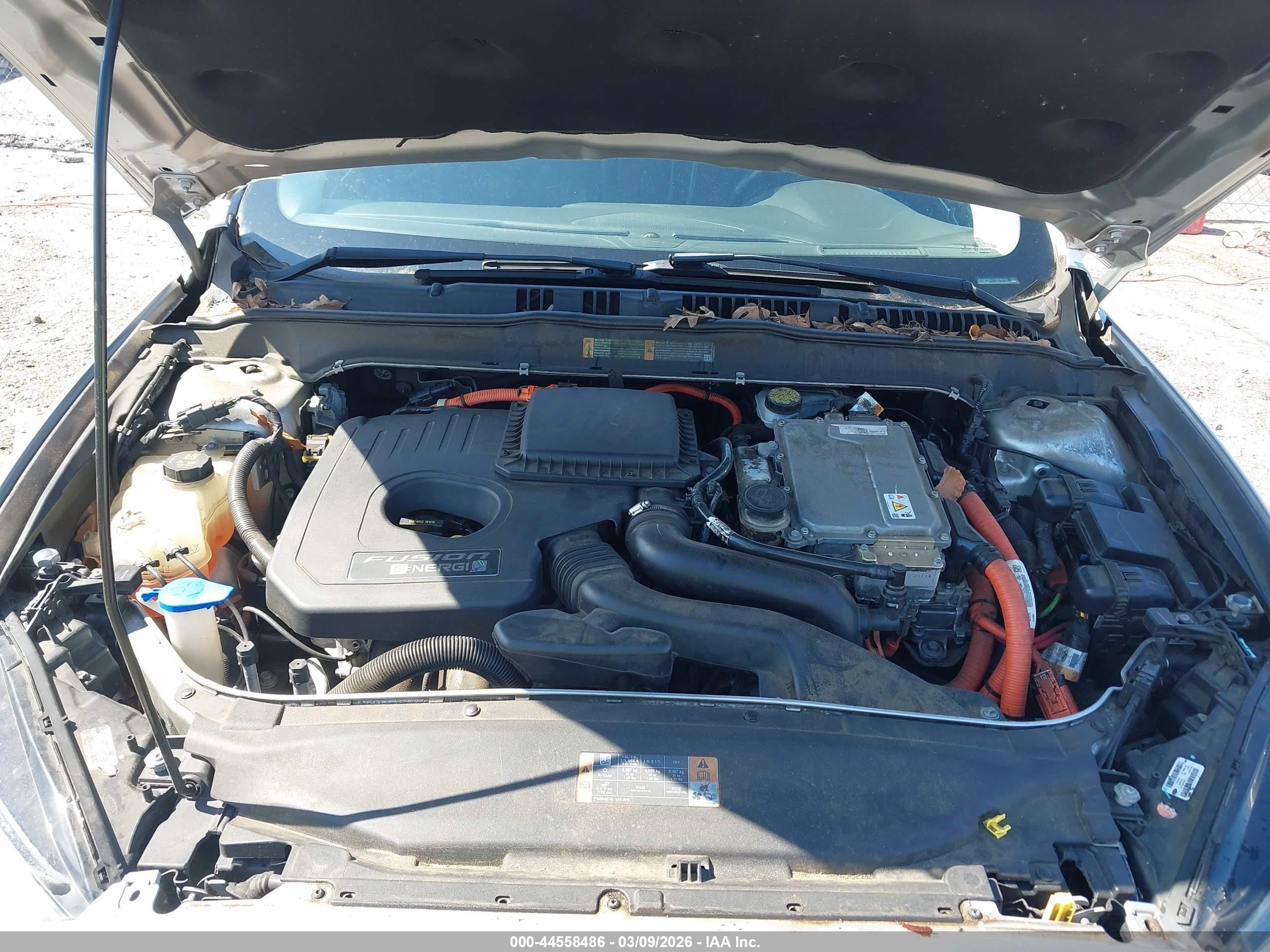 2013 Ford Fusion Energi Titanium Серебряный vin: 3FA6P0SU7DR240762