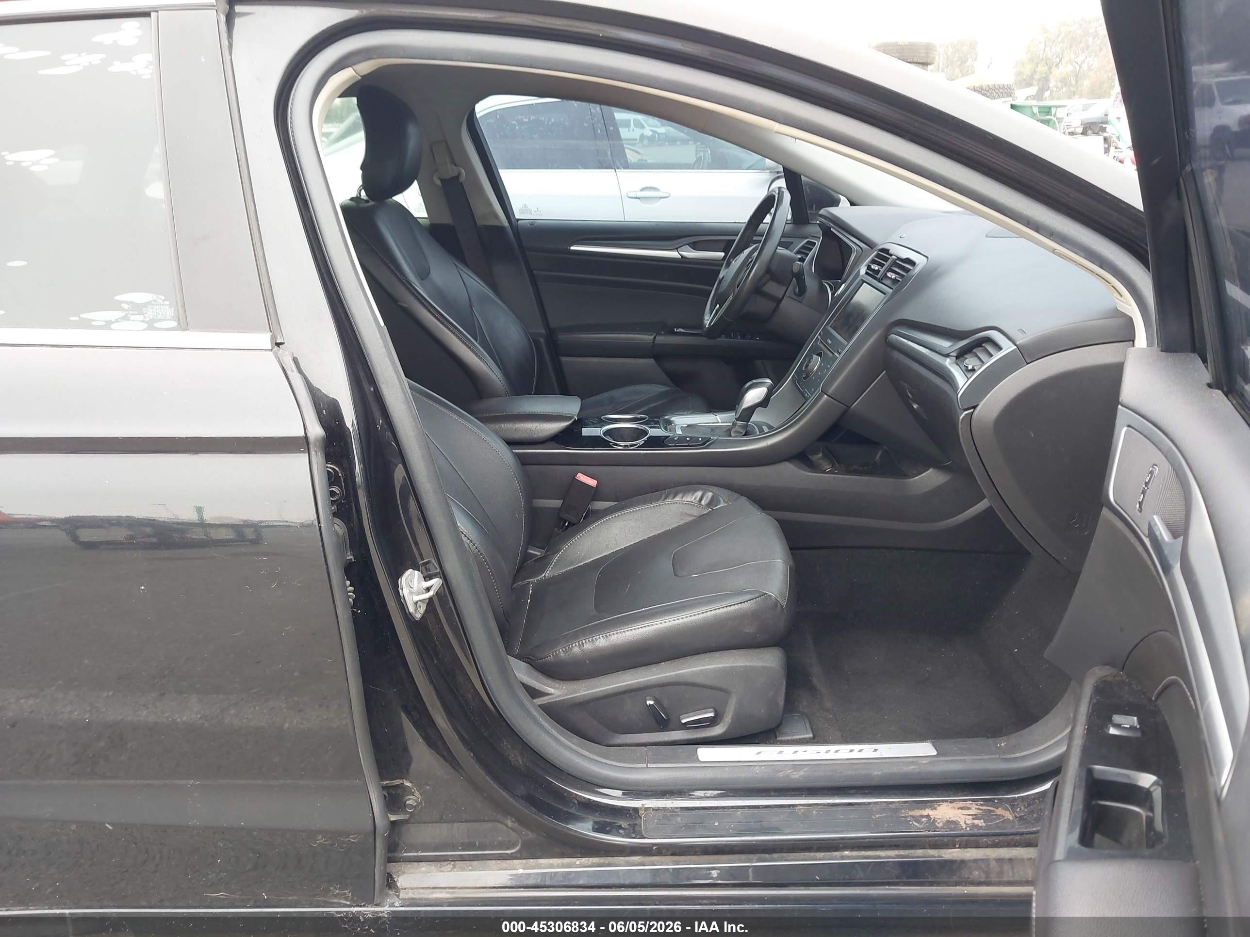 2014 Ford Fusion Energi Titanium Black vin: 3FA6P0SU7ER122115