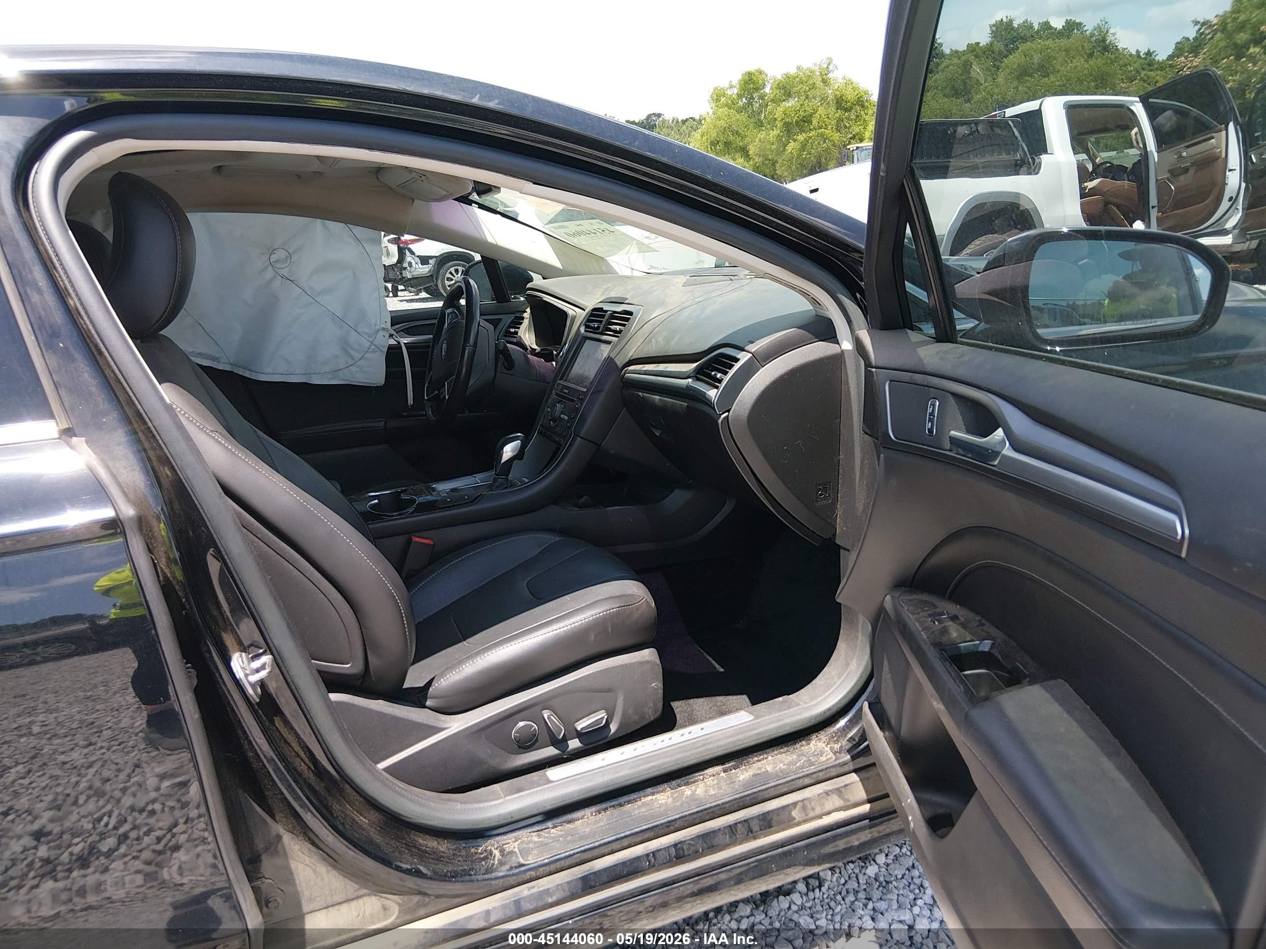2016 Ford Fusion Energi Titanium Black vin: 3FA6P0SU7GR189834
