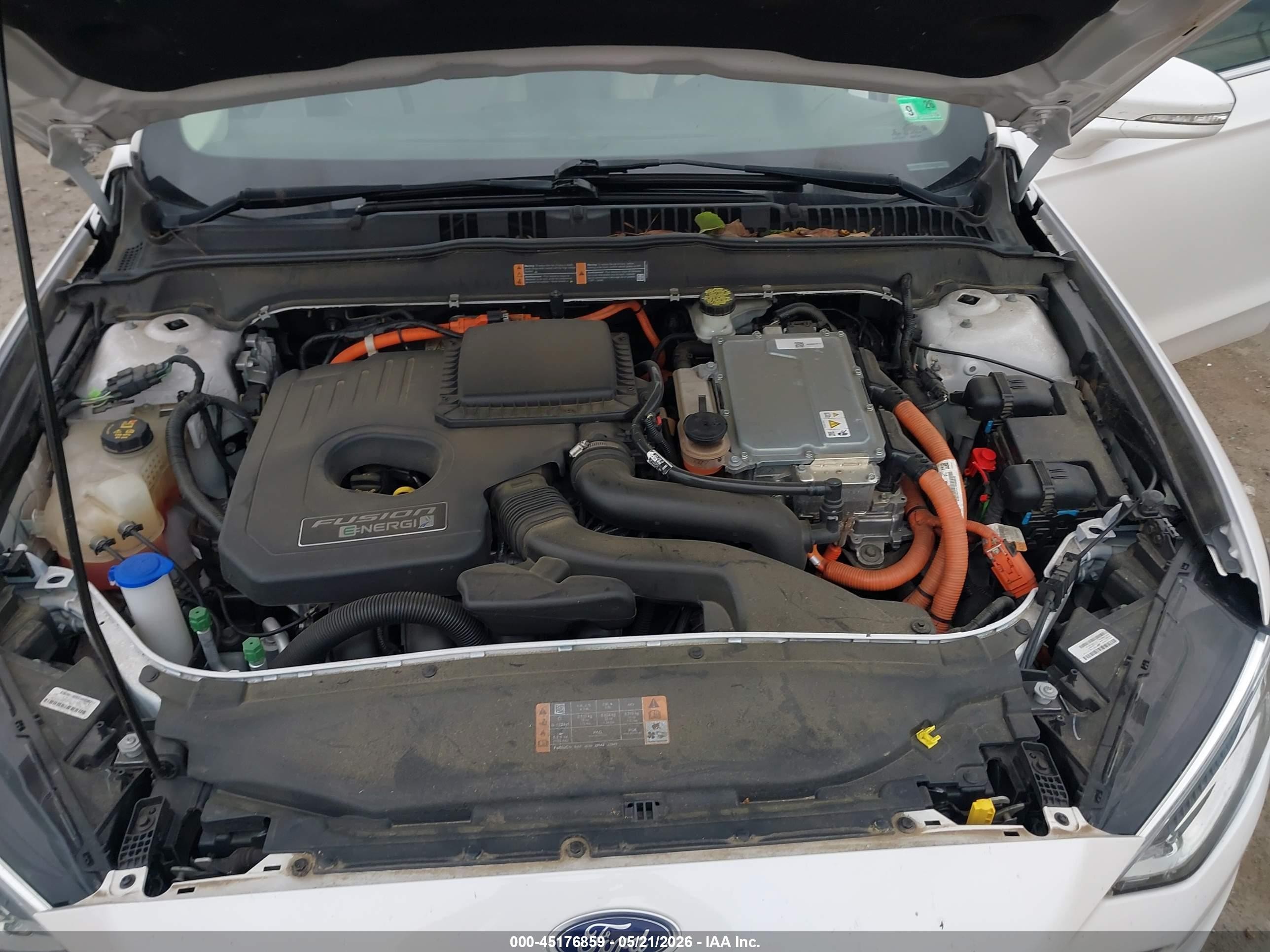2017 Ford Fusion Energi Titanium White vin: 3FA6P0SU7HR253968