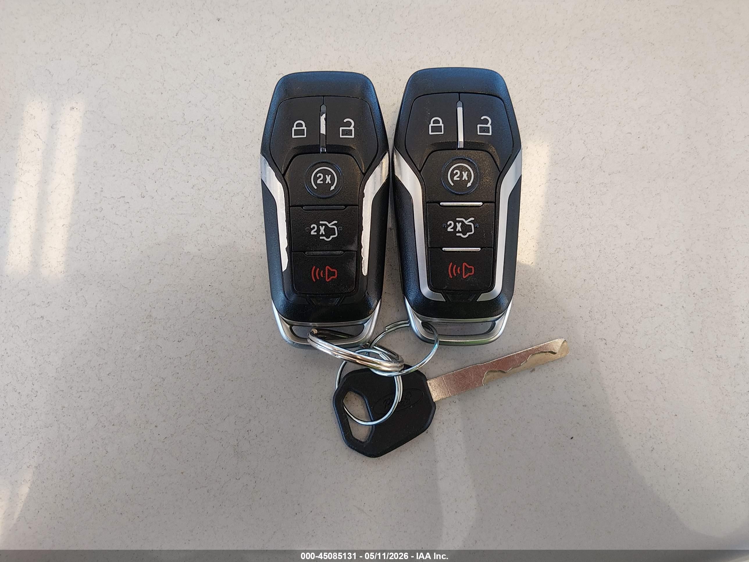 2014 Ford Fusion Energi Titanium Черный vin: 3FA6P0SU8ER366985
