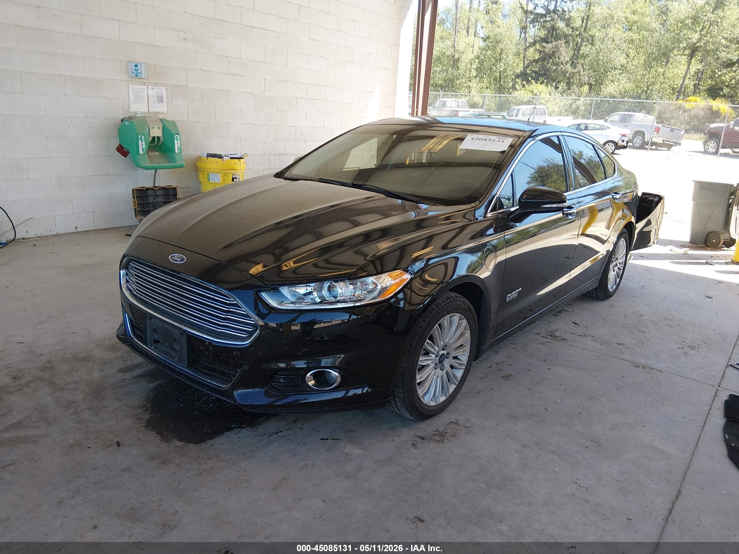 2014 Ford Fusion Energi Titanium Черный vin: 3FA6P0SU8ER366985