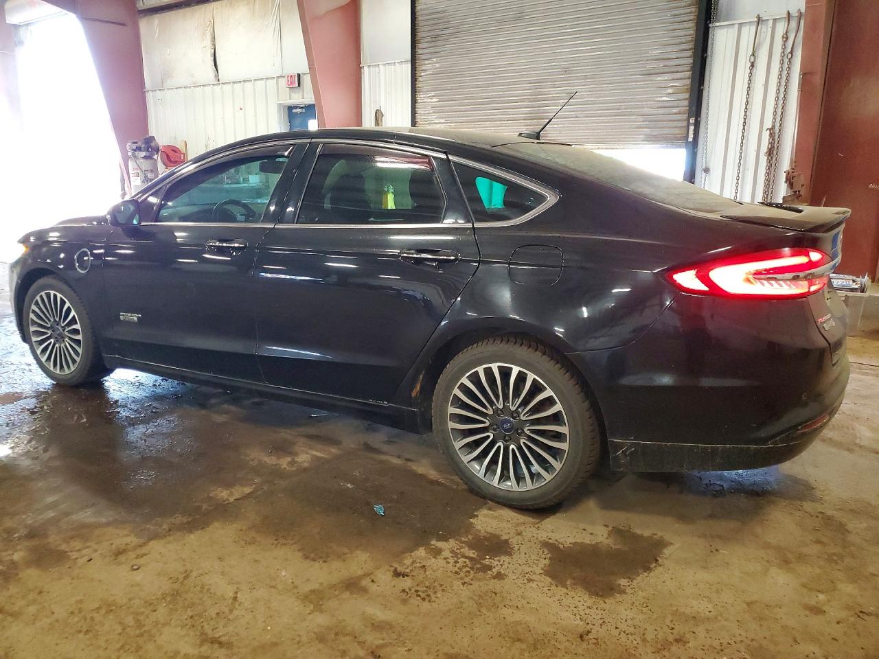 2018 Ford Fusion Titanium Black vin: 3FA6P0SU8JR222010