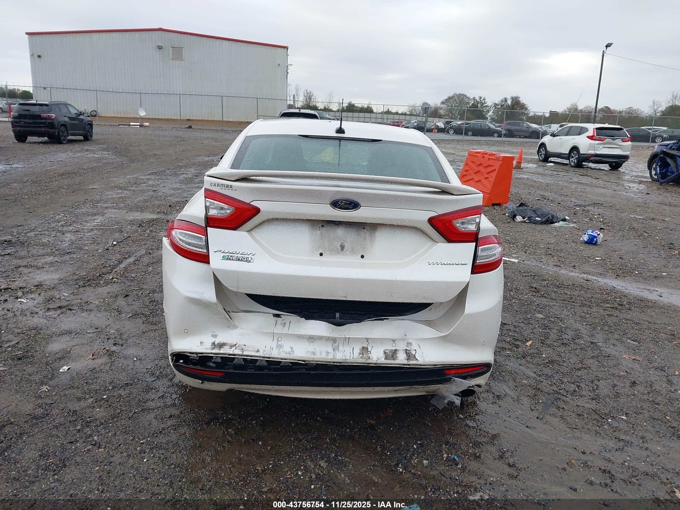 2013 Ford Fusion Energi Titanium White vin: 3FA6P0SU9DR308981