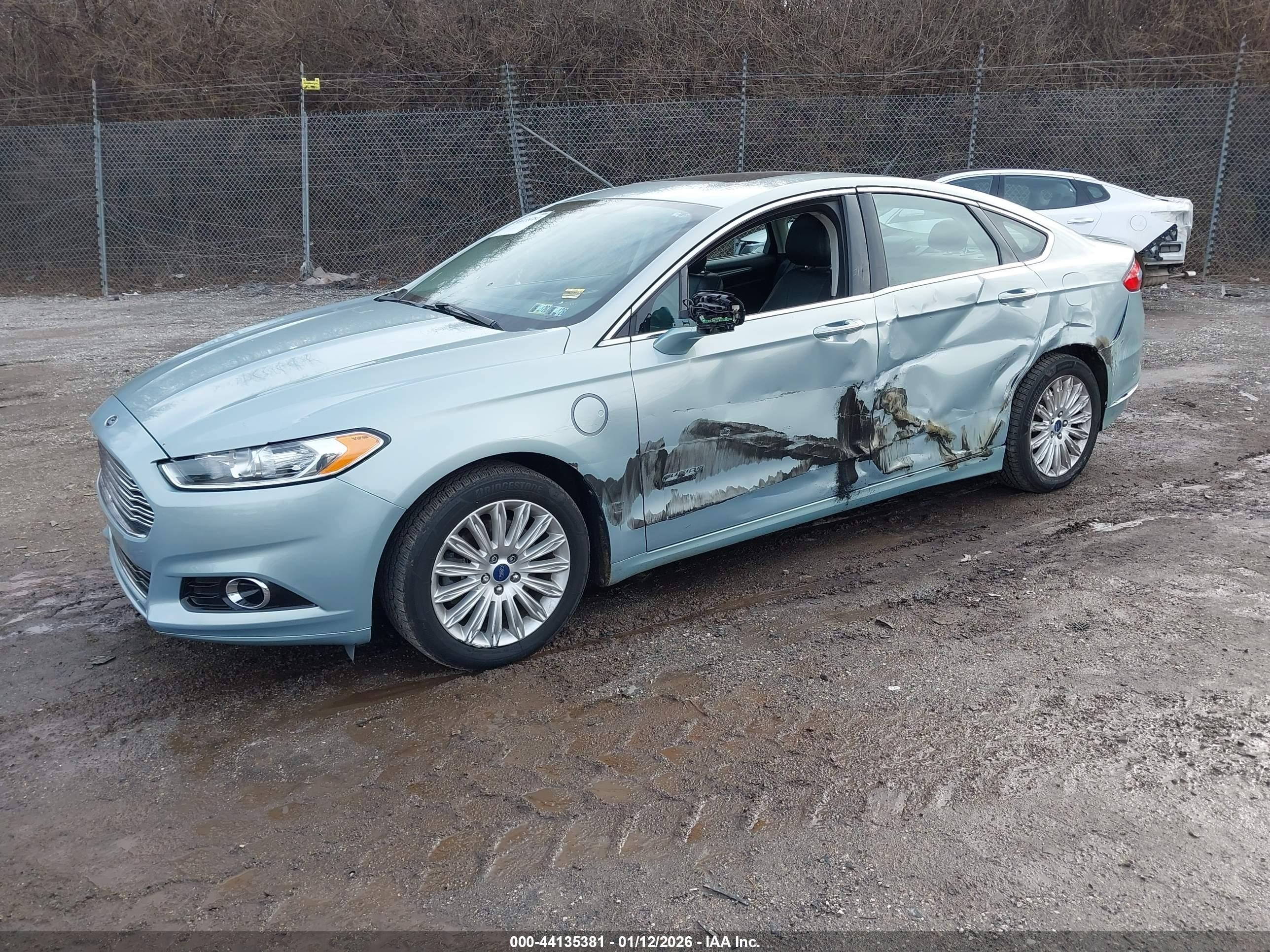 2013 Ford Fusion Energi Titanium Light Blue vin: 3FA6P0SUXDR232560