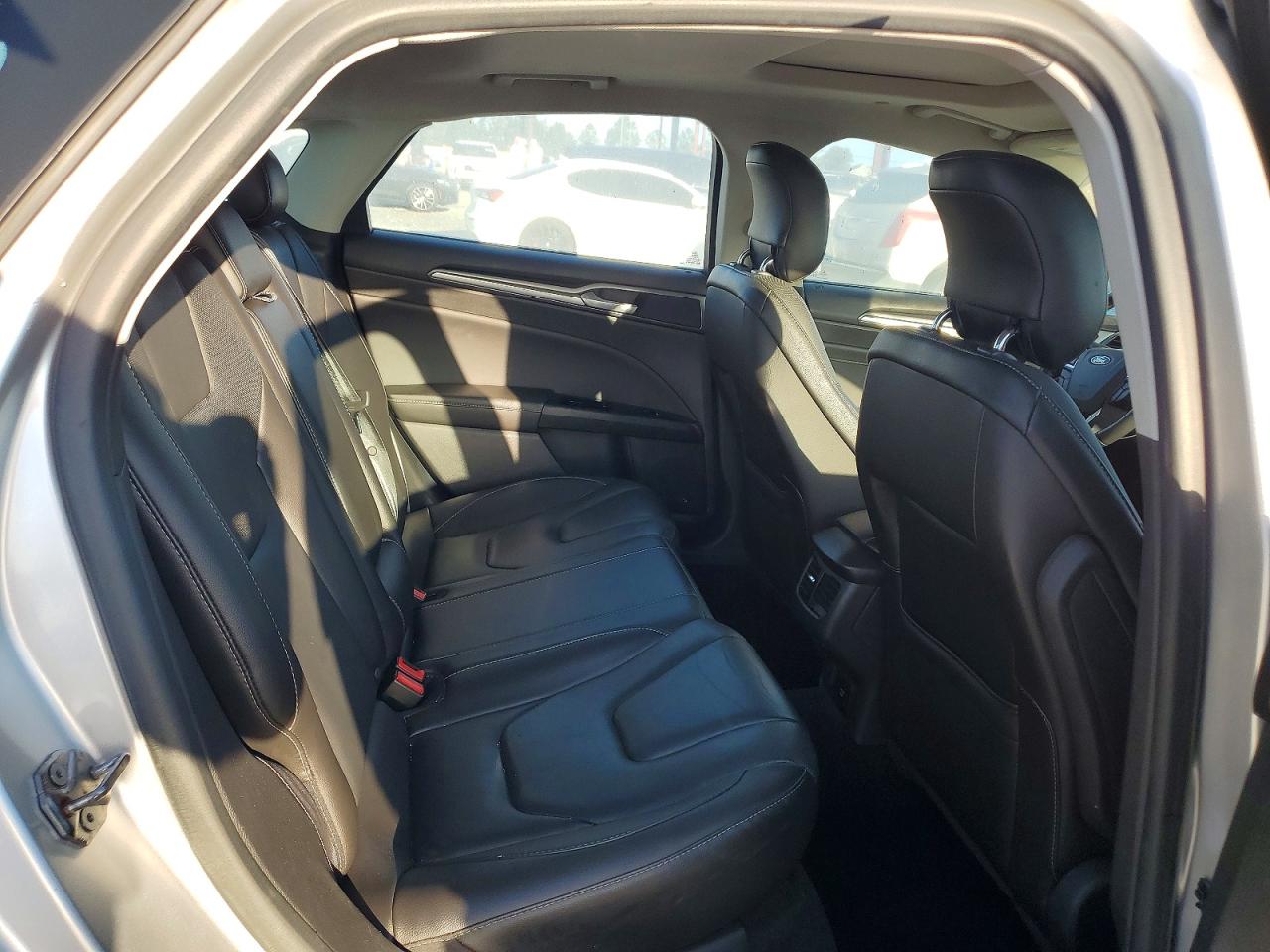 2013 Ford Fusion Titanium Phev Silver vin: 3FA6P0SUXDR351337