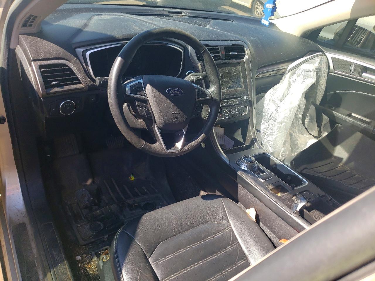 2017 Ford Fusion Se Tan vin: 3FA6P0T91HR136462