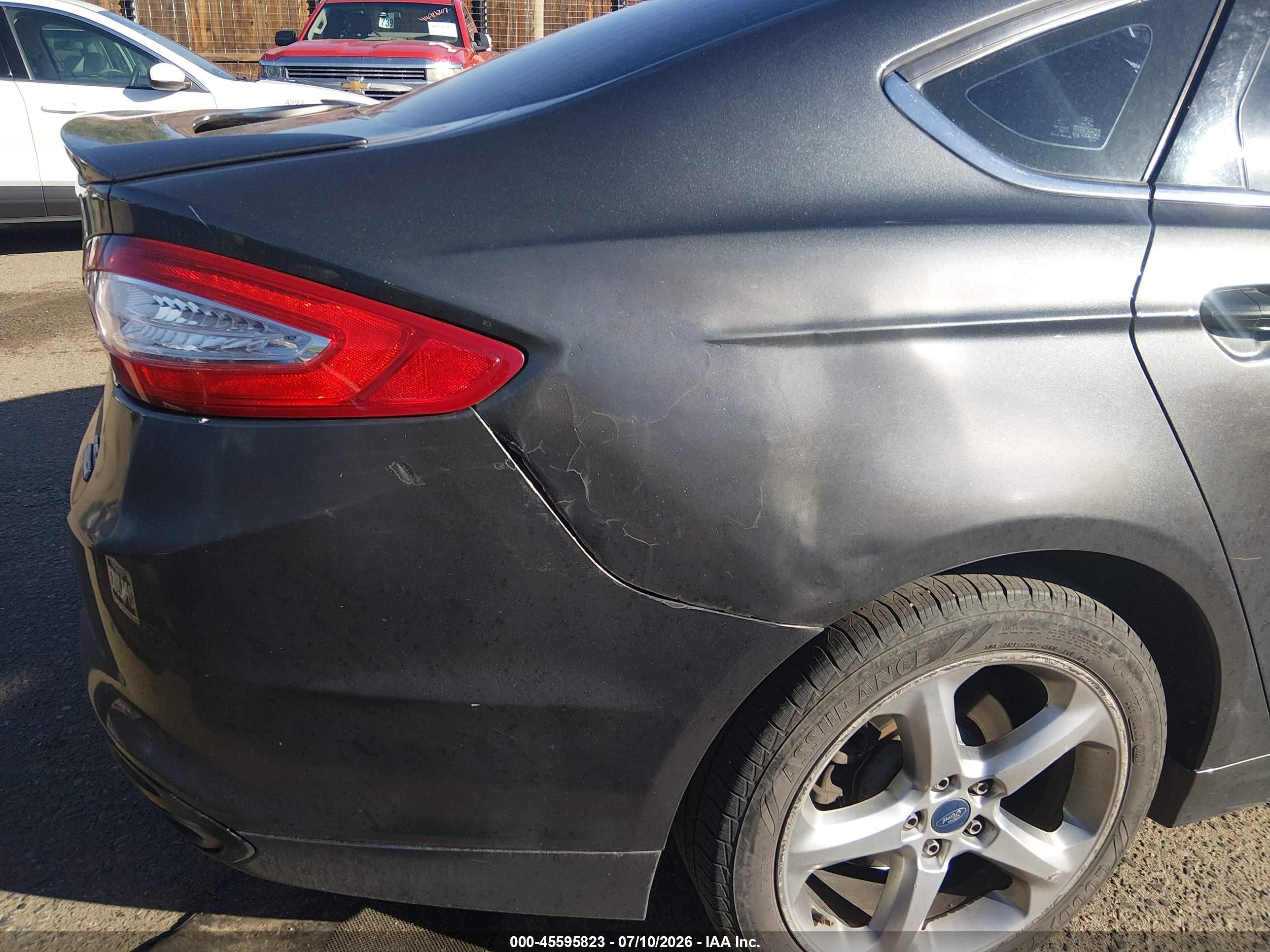 2015 Ford Fusion Se Серый vin: 3FA6P0T92FR182007