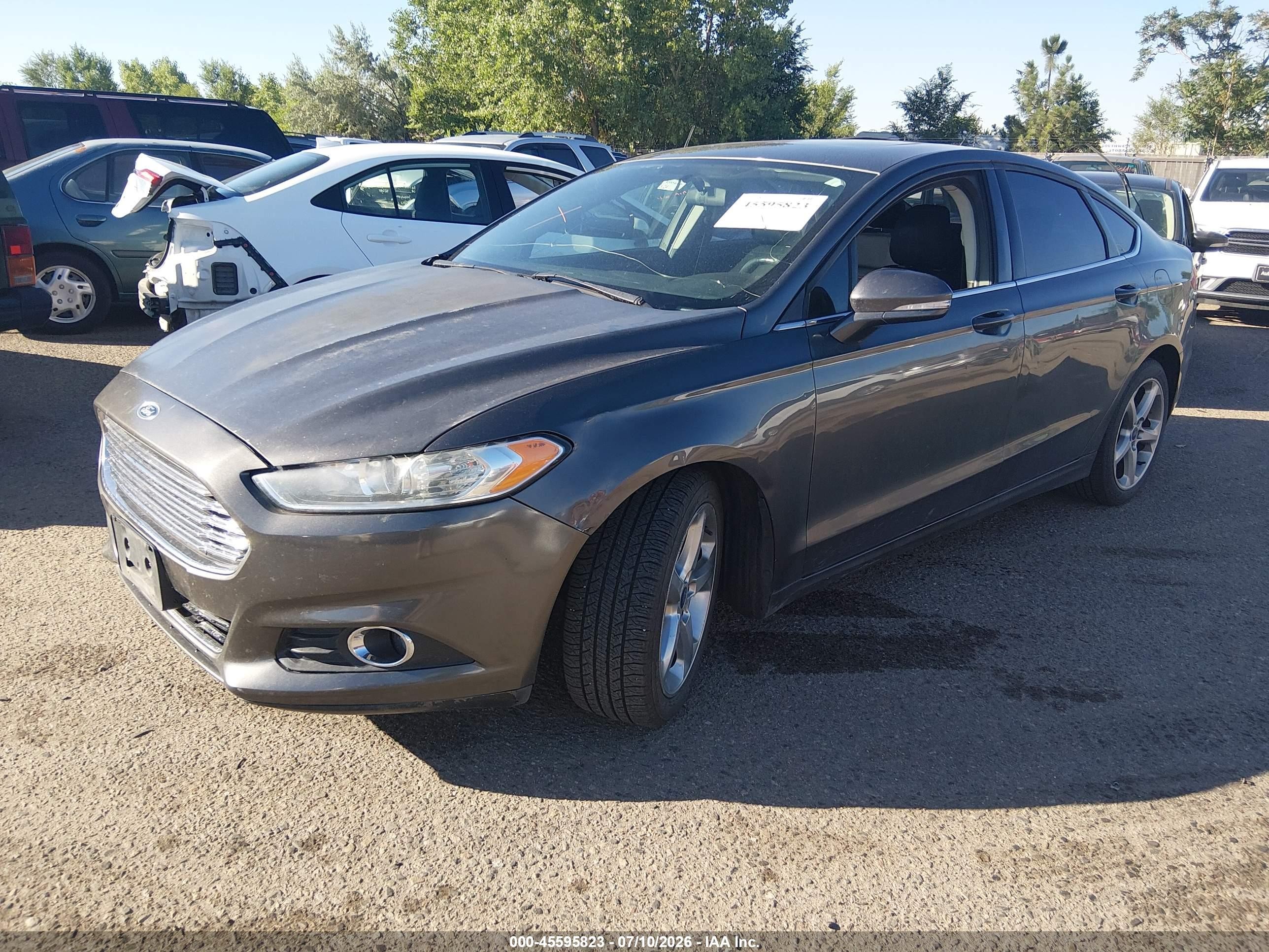 2015 Ford Fusion Se Серый vin: 3FA6P0T92FR182007