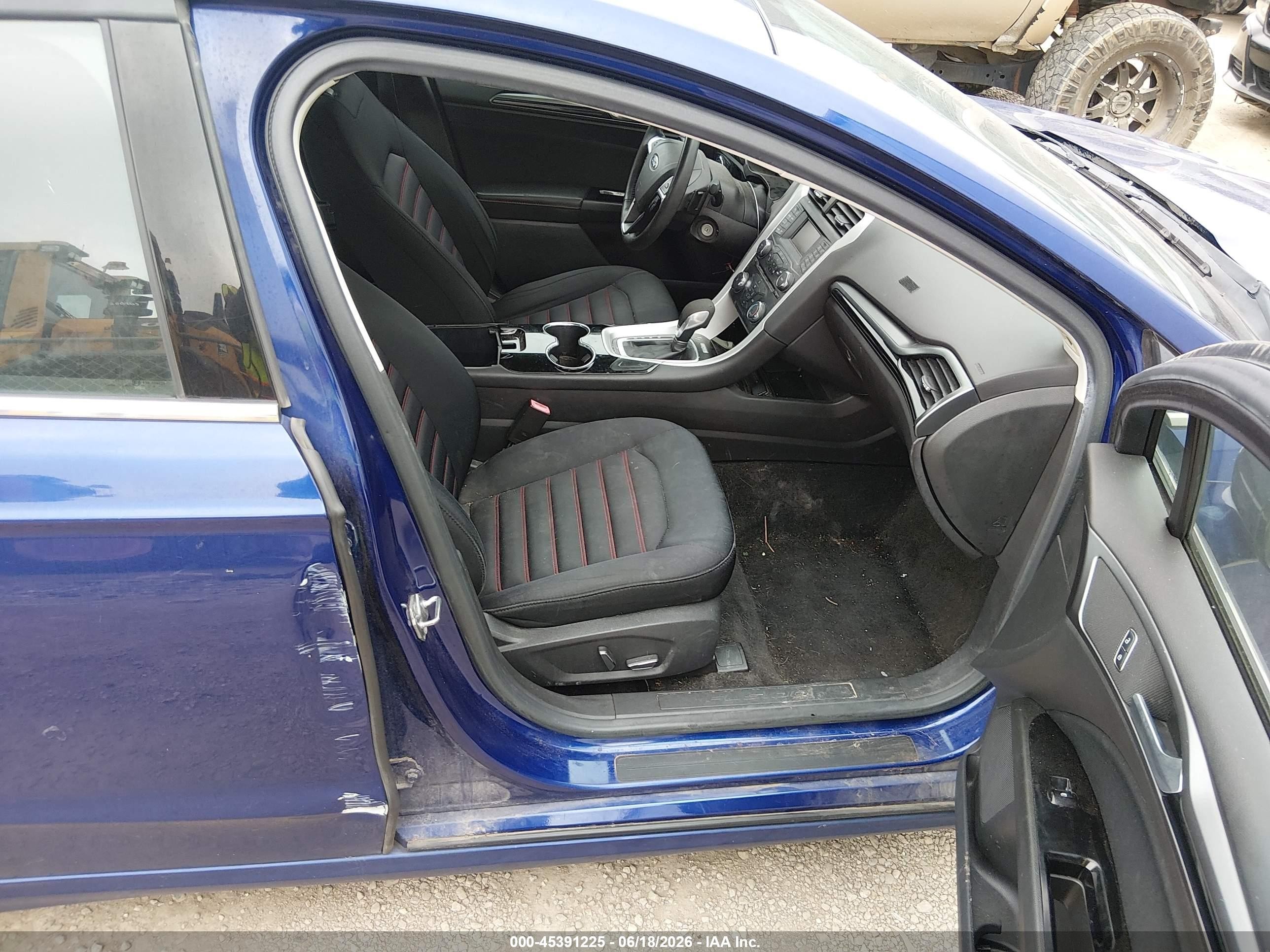 2015 Ford Fusion Se Blue vin: 3FA6P0T92FR186588