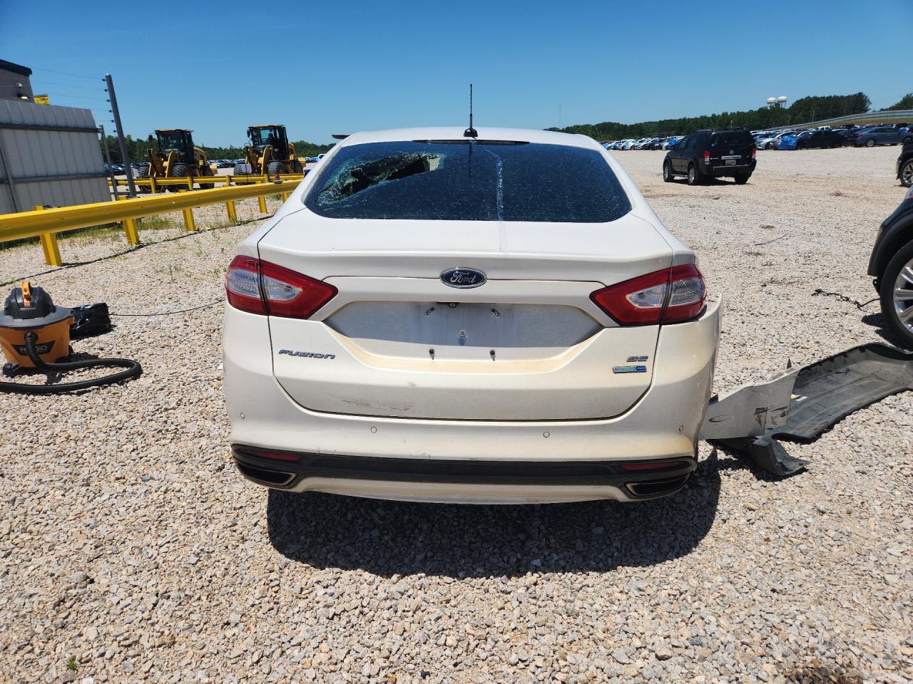 2015 Ford Fusion Se White vin: 3FA6P0T92FR221999