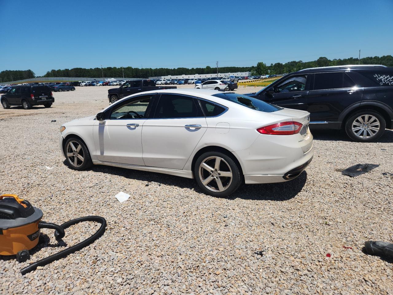 2015 Ford Fusion Se White vin: 3FA6P0T92FR221999