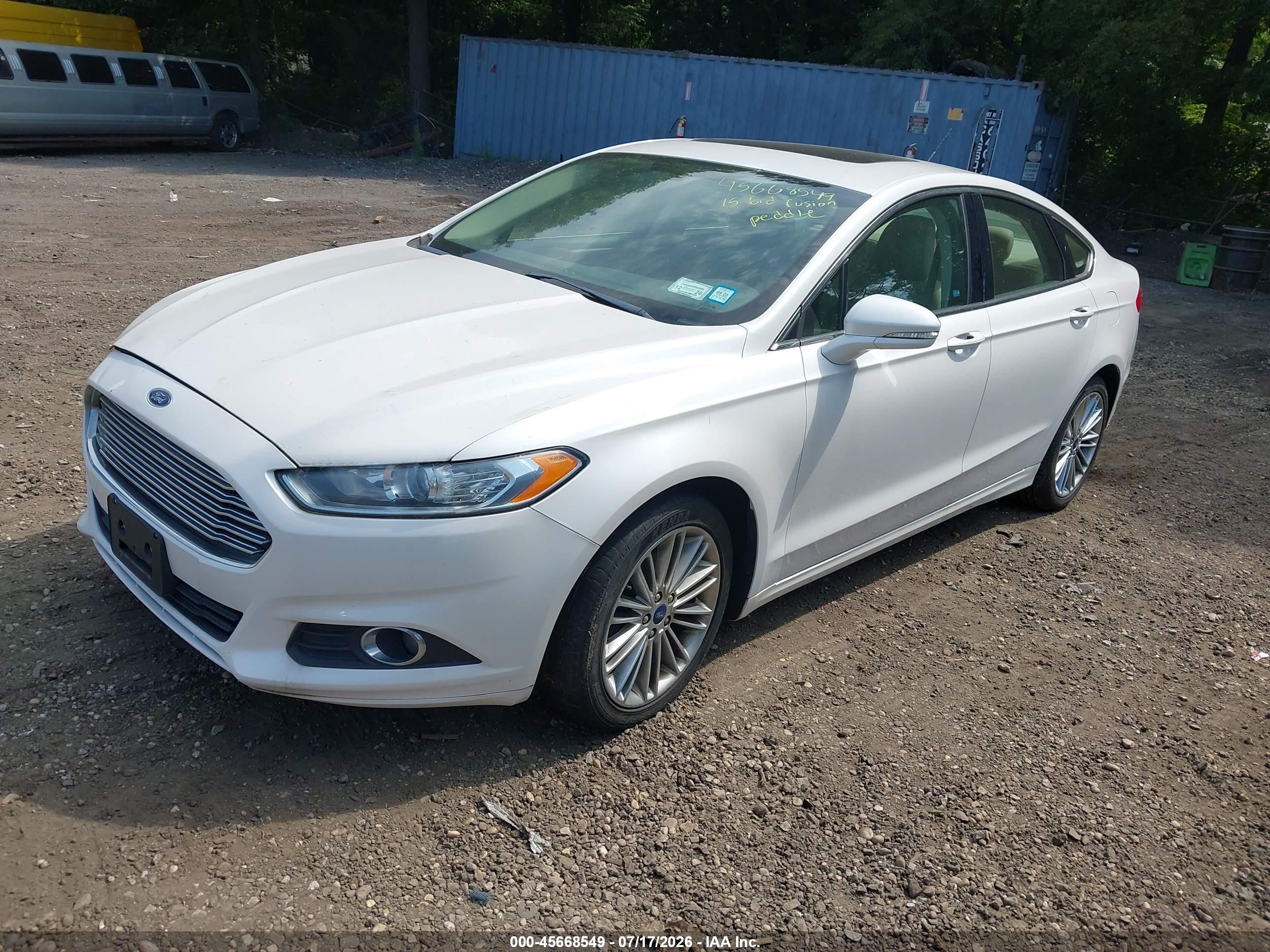 2015 Ford Fusion Se Белый vin: 3FA6P0T94FR122049
