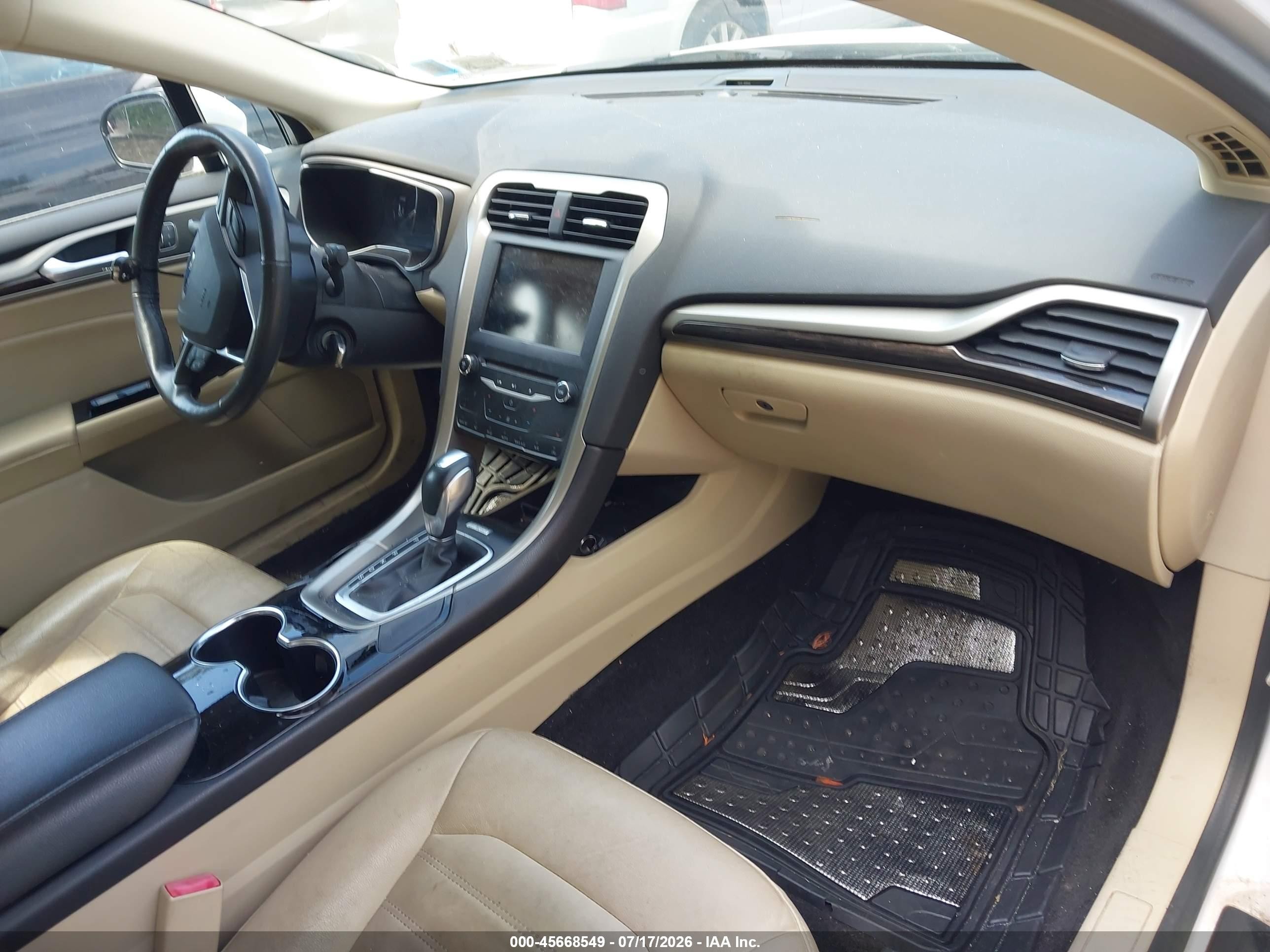 2015 Ford Fusion Se Белый vin: 3FA6P0T94FR122049