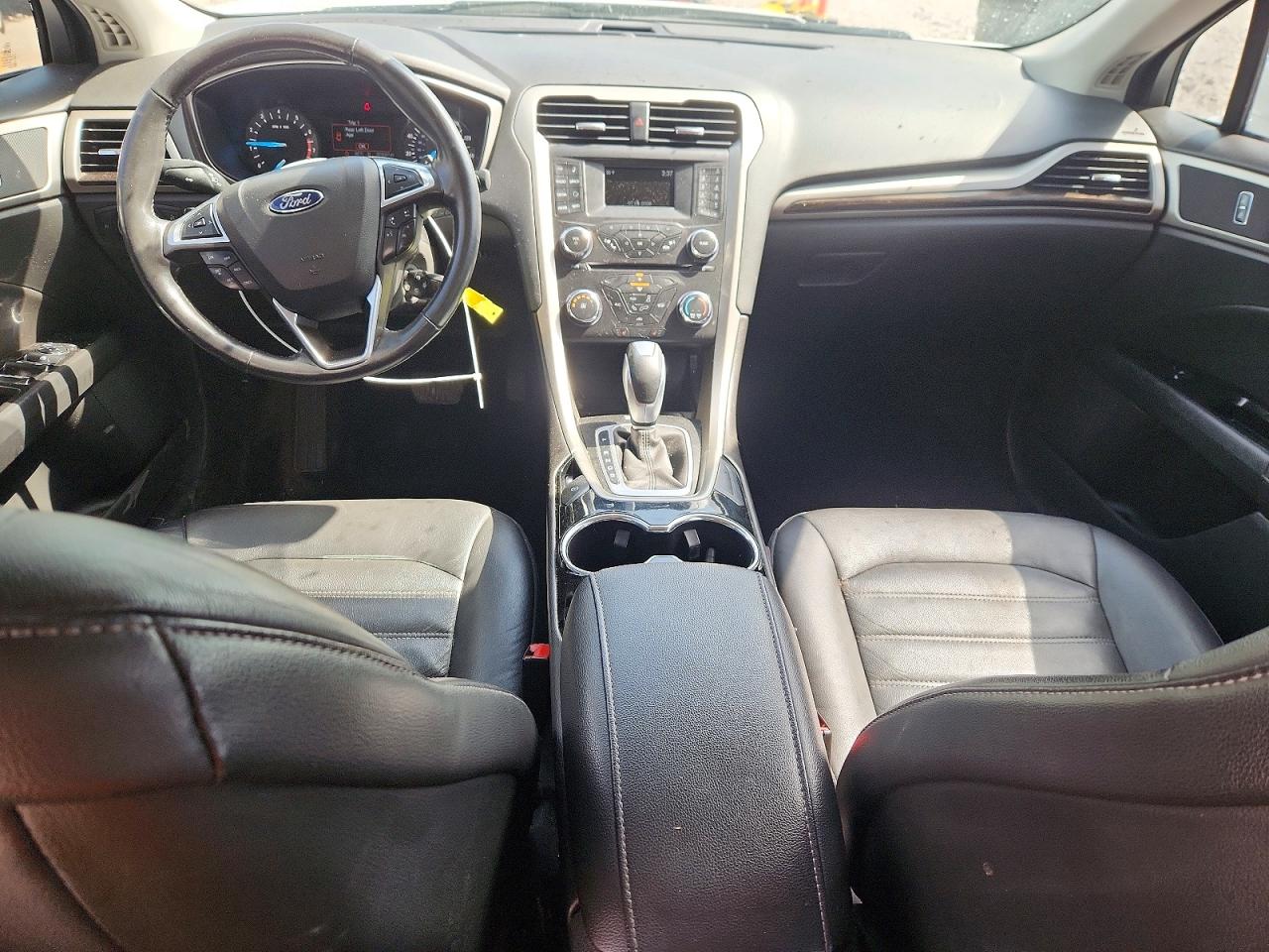 2015 Ford Fusion Se White vin: 3FA6P0T96FR136339
