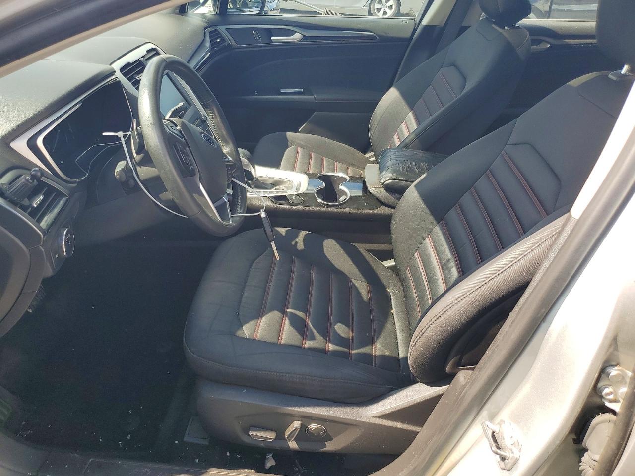 2016 Ford Fusion Se Silver vin: 3FA6P0T97GR374377