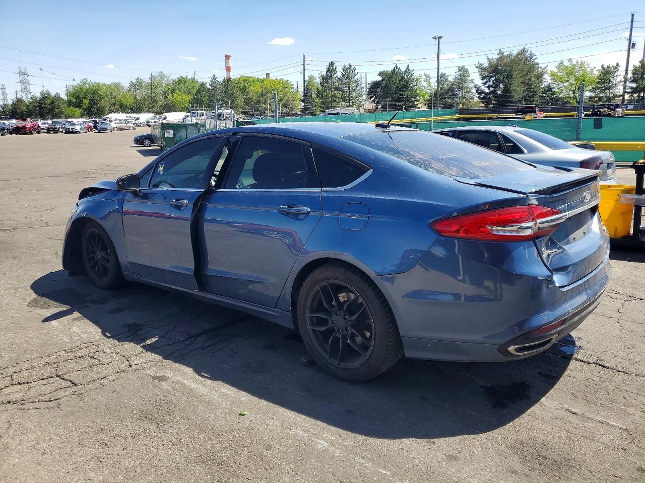 2018 Ford Fusion Se Blue vin: 3FA6P0T97JR246017