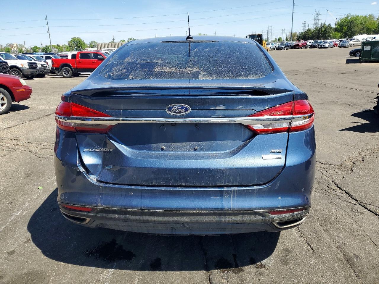 2018 Ford Fusion Se Blue vin: 3FA6P0T97JR246017