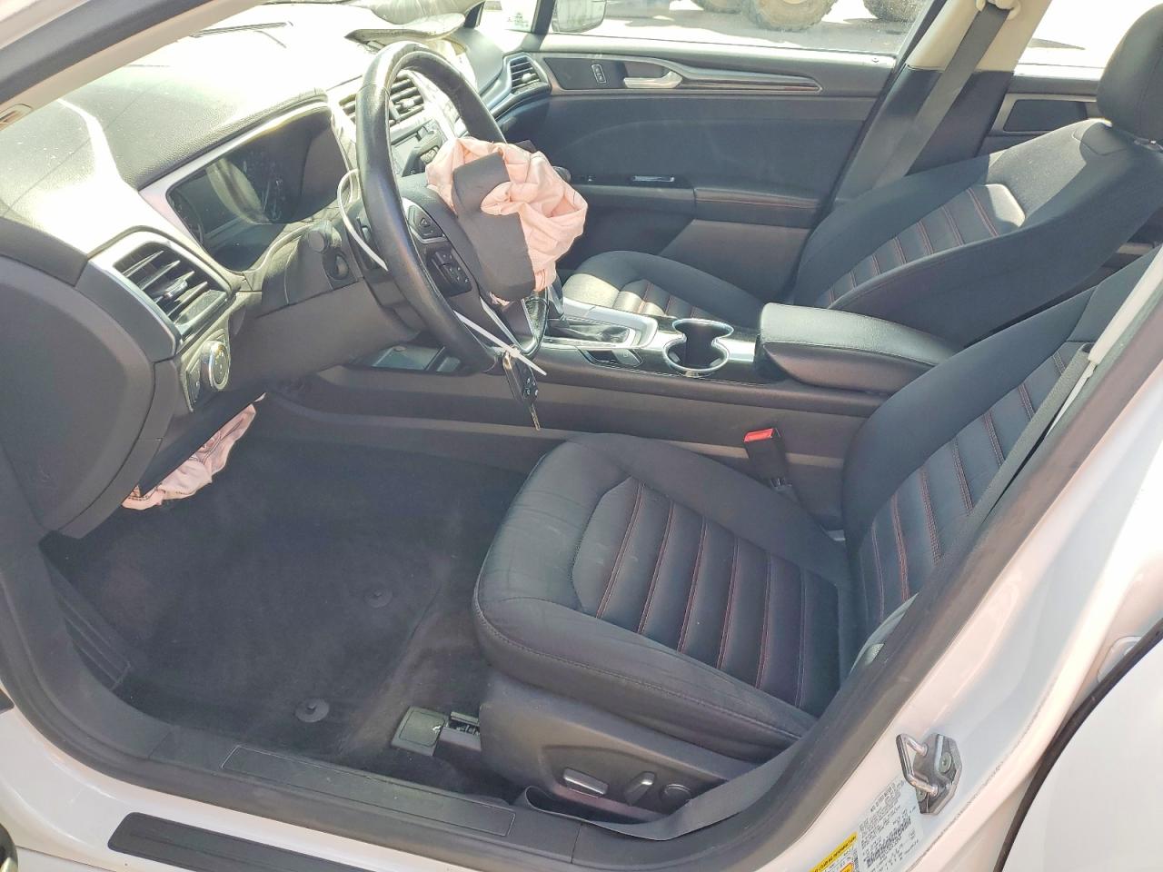2015 Ford Fusion Se White vin: 3FA6P0T98FR283049