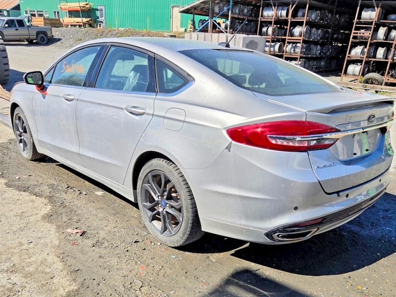 2018 Ford Fusion Se Gray vin: 3FA6P0T98JR263960