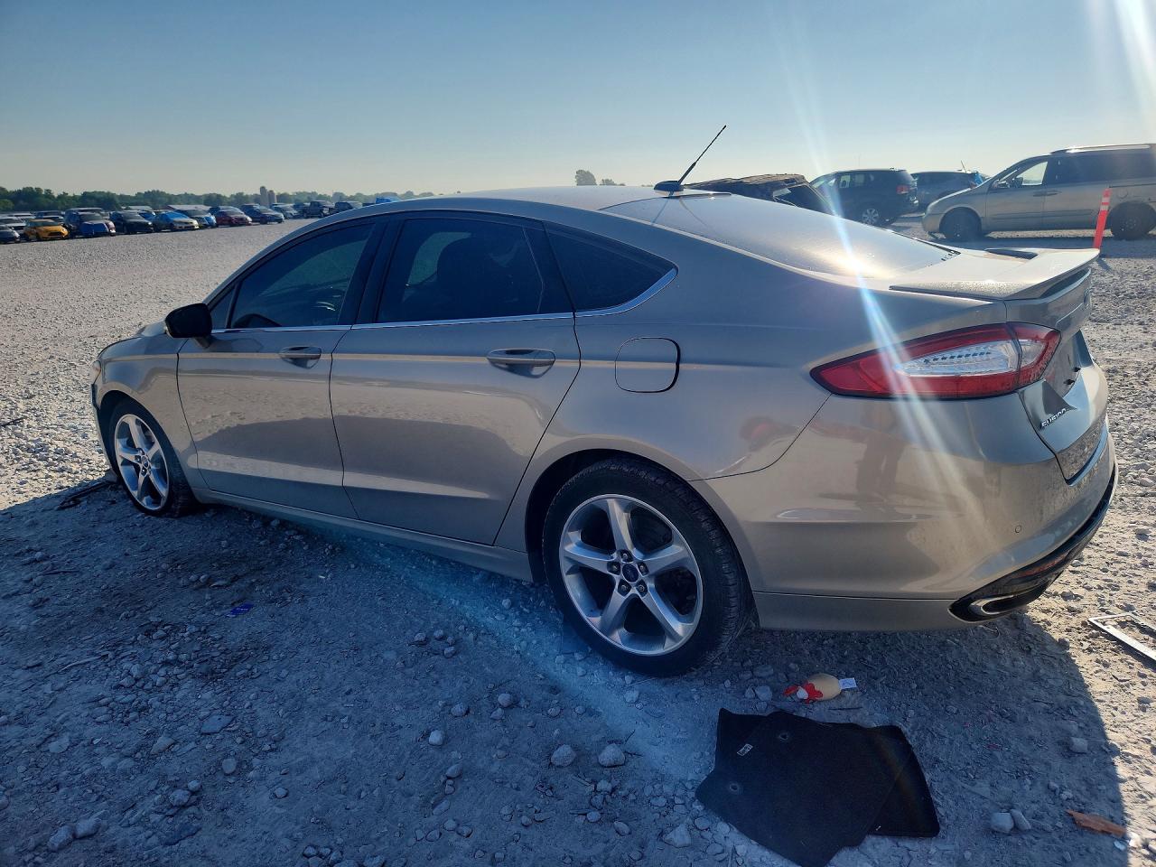 2015 Ford Fusion Se Beige vin: 3FA6P0T99FR216265
