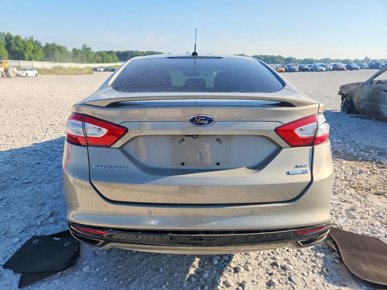 2015 Ford Fusion Se Beige vin: 3FA6P0T99FR216265