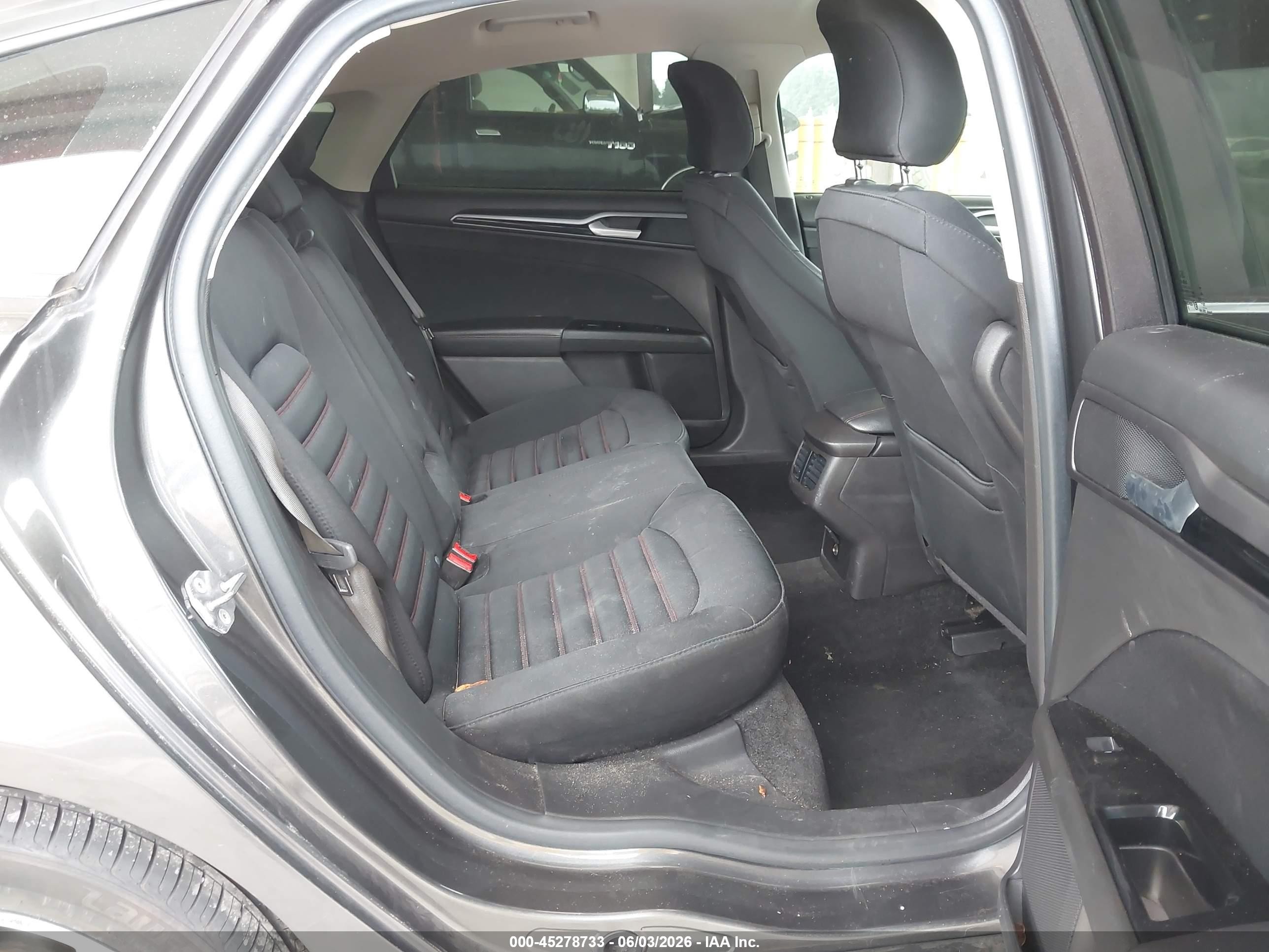 2016 Ford Fusion Se Gray vin: 3FA6P0T99GR285989