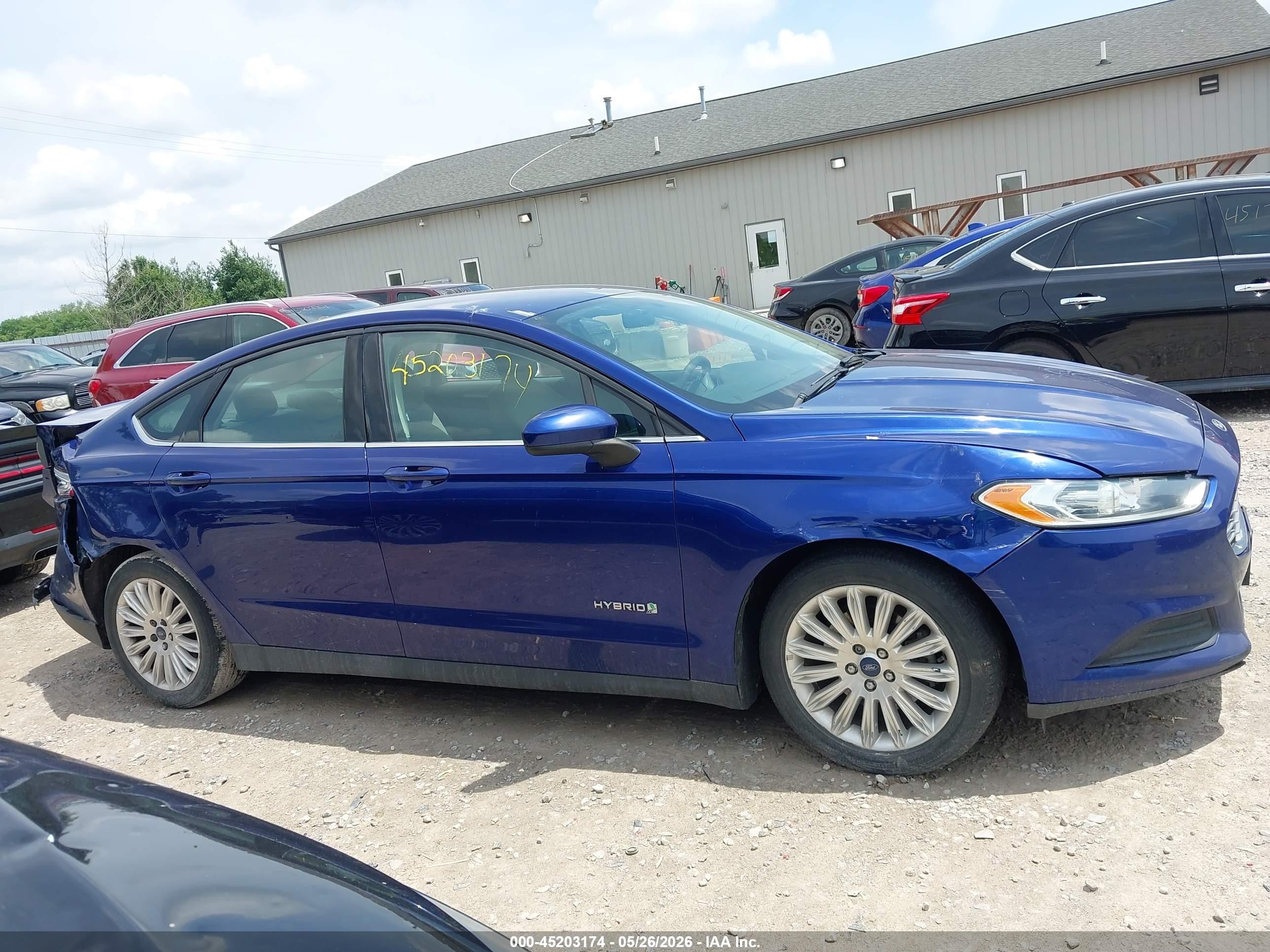 2015 Ford Fusion Hybrid S Blue vin: 3FA6P0UU0FR116459