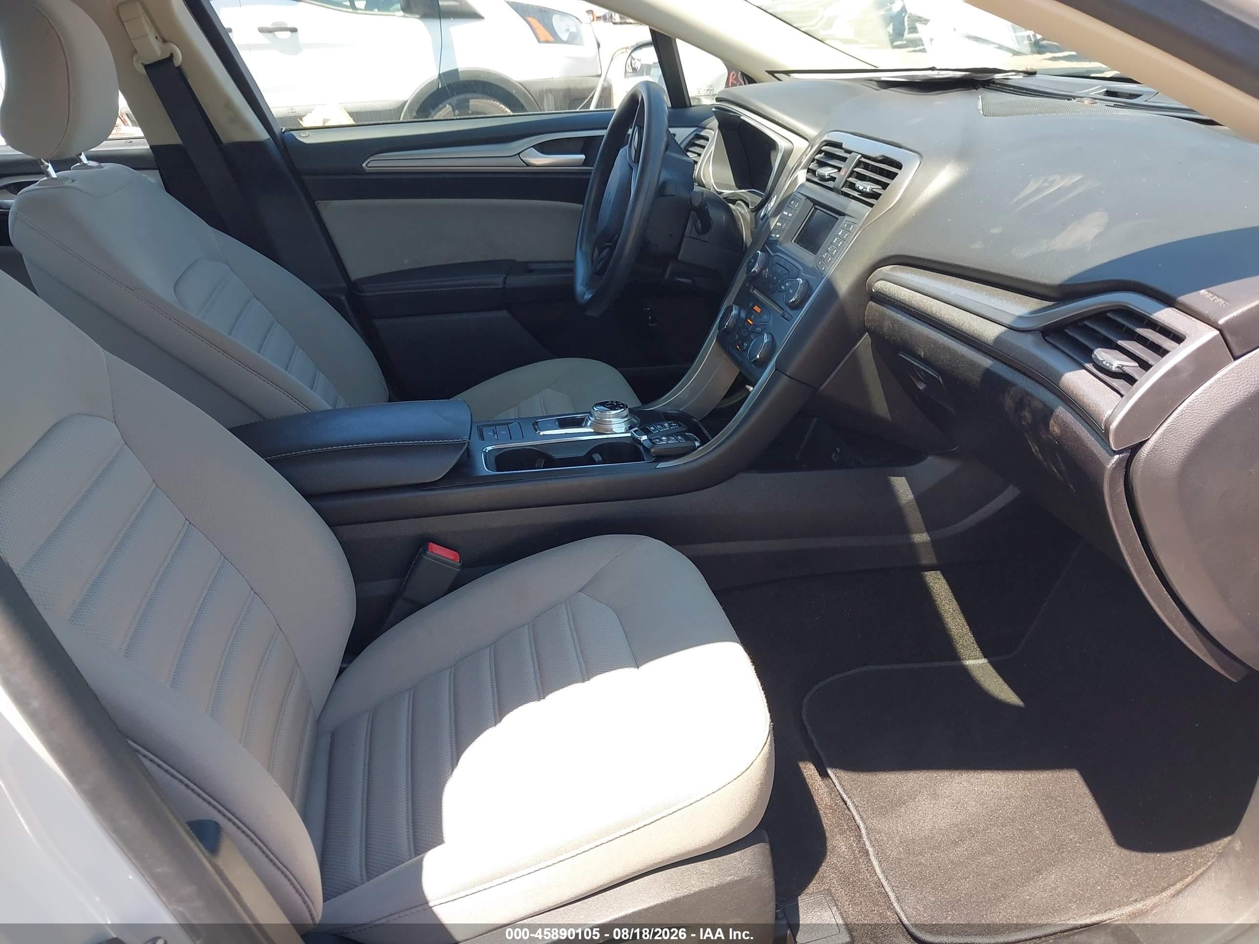 2018 Ford Fusion Hybrid S White vin: 3FA6P0UU0JR271540
