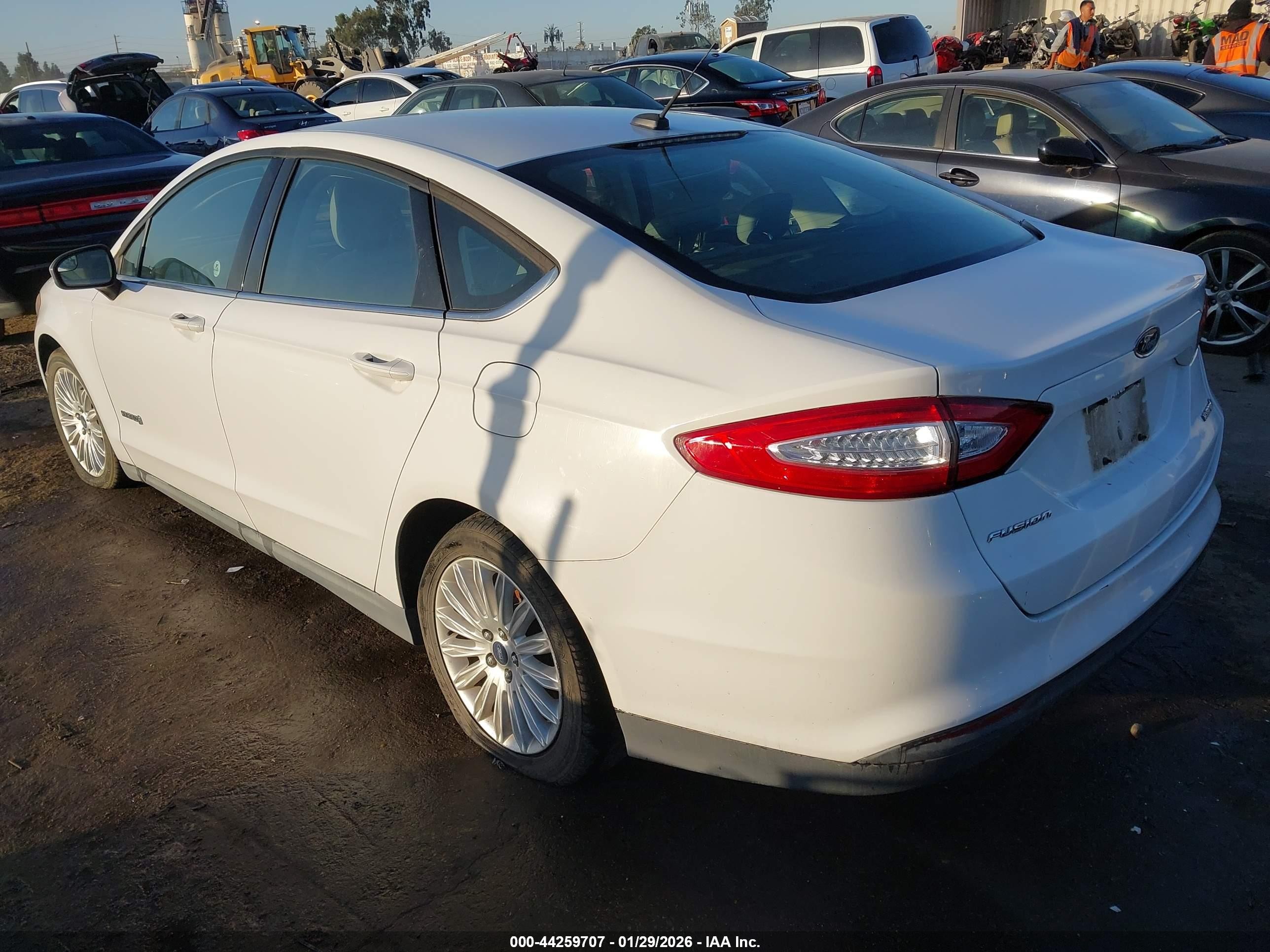 2015 Ford Fusion Hybrid S White vin: 3FA6P0UU1FR106295