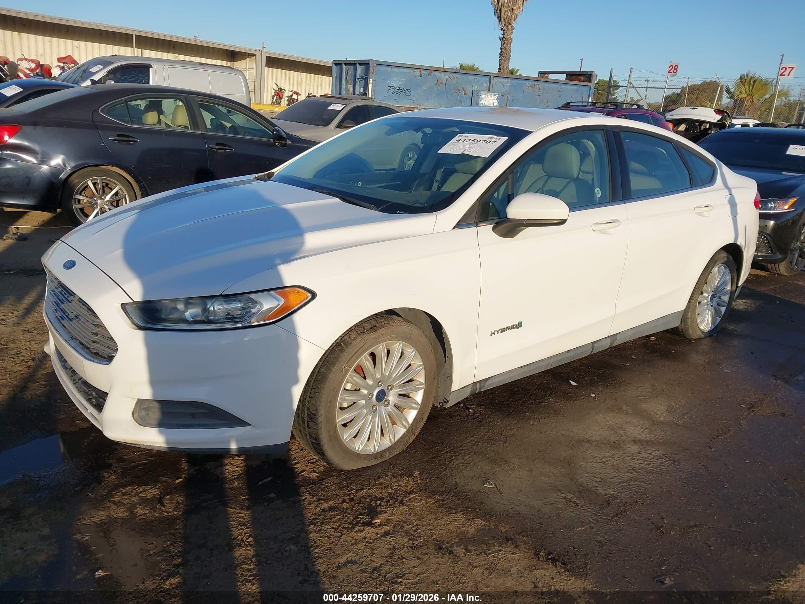 2015 Ford Fusion Hybrid S White vin: 3FA6P0UU1FR106295
