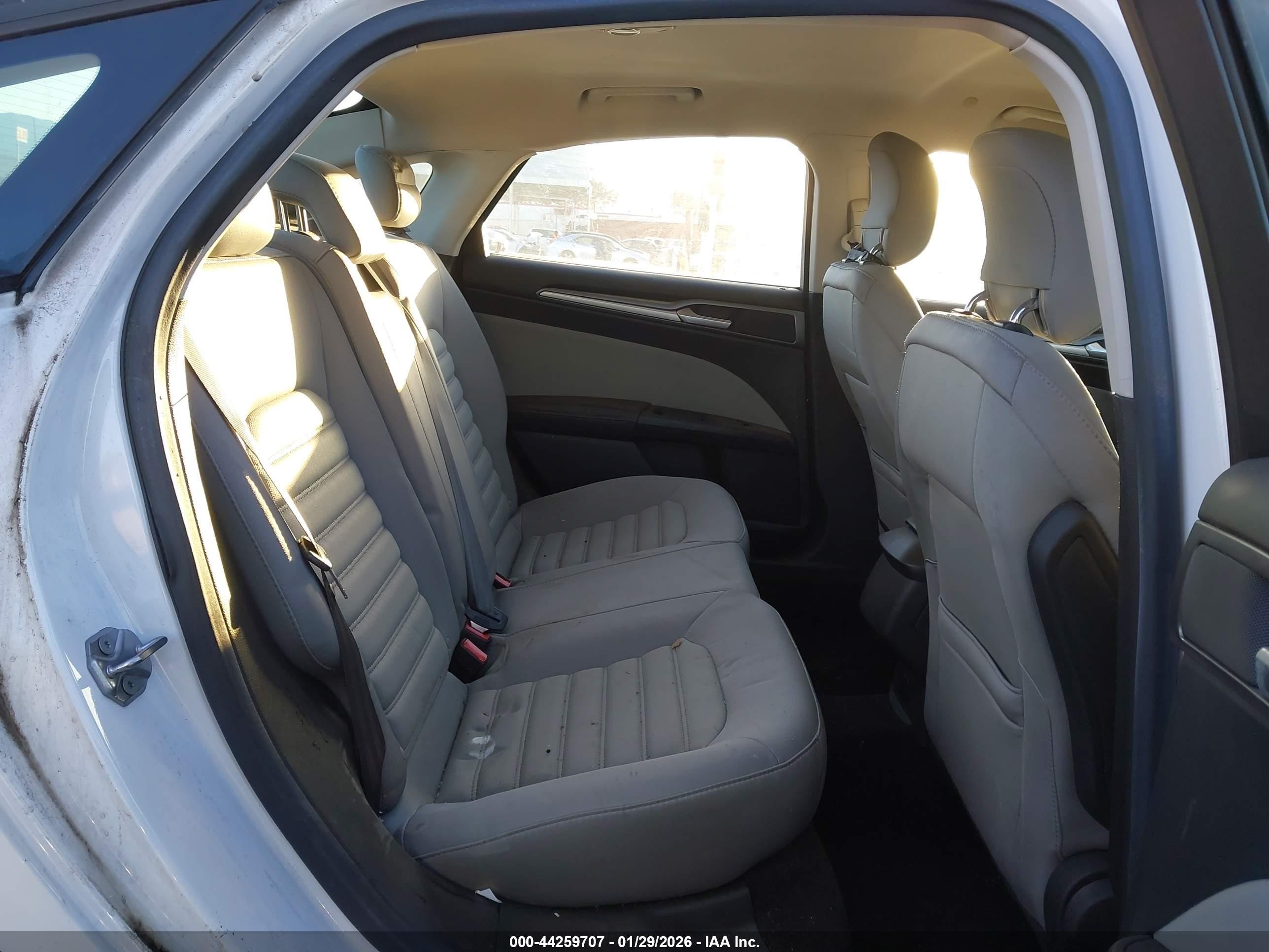 2015 Ford Fusion Hybrid S White vin: 3FA6P0UU1FR106295